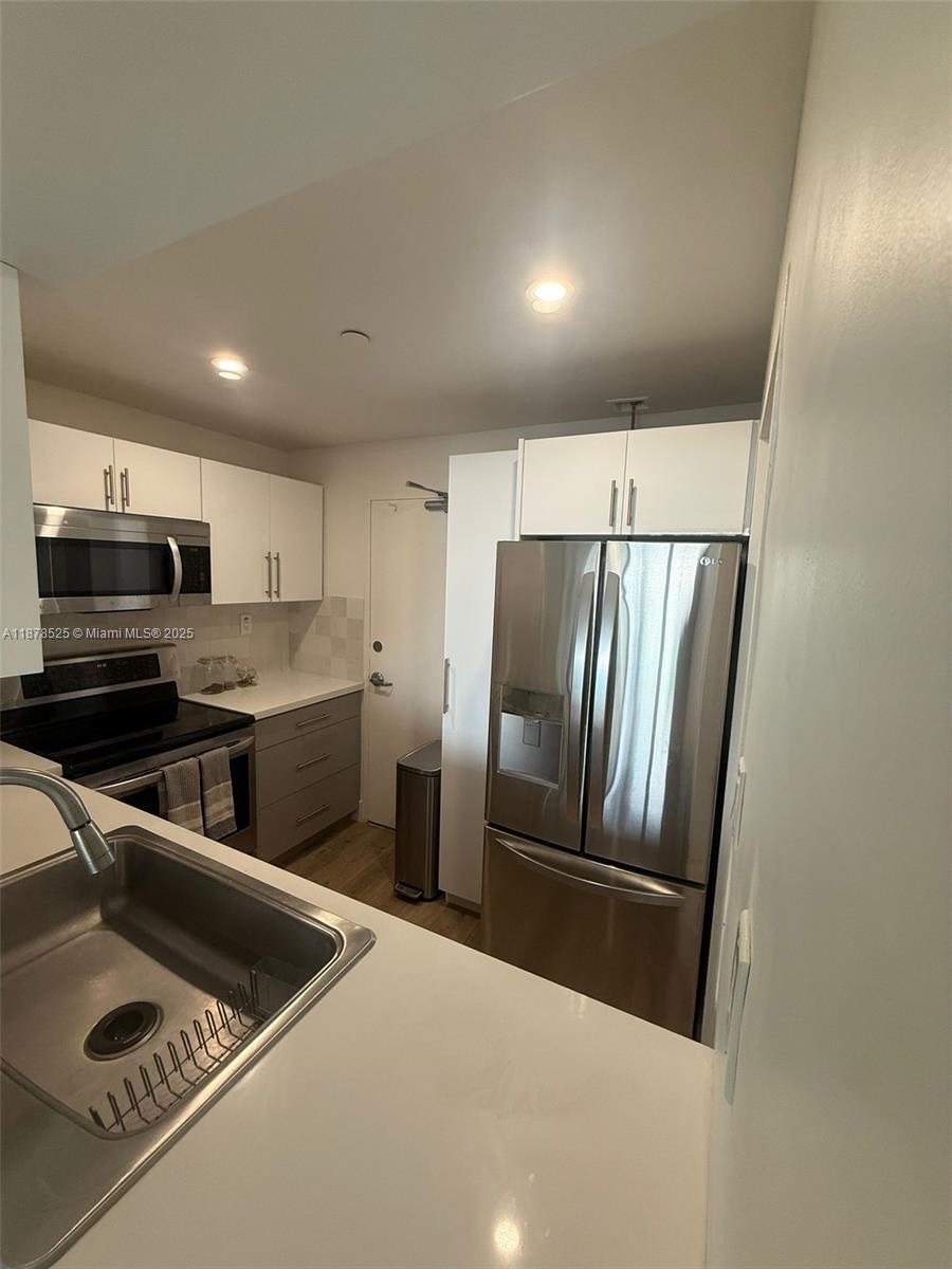 Property photo # 6
