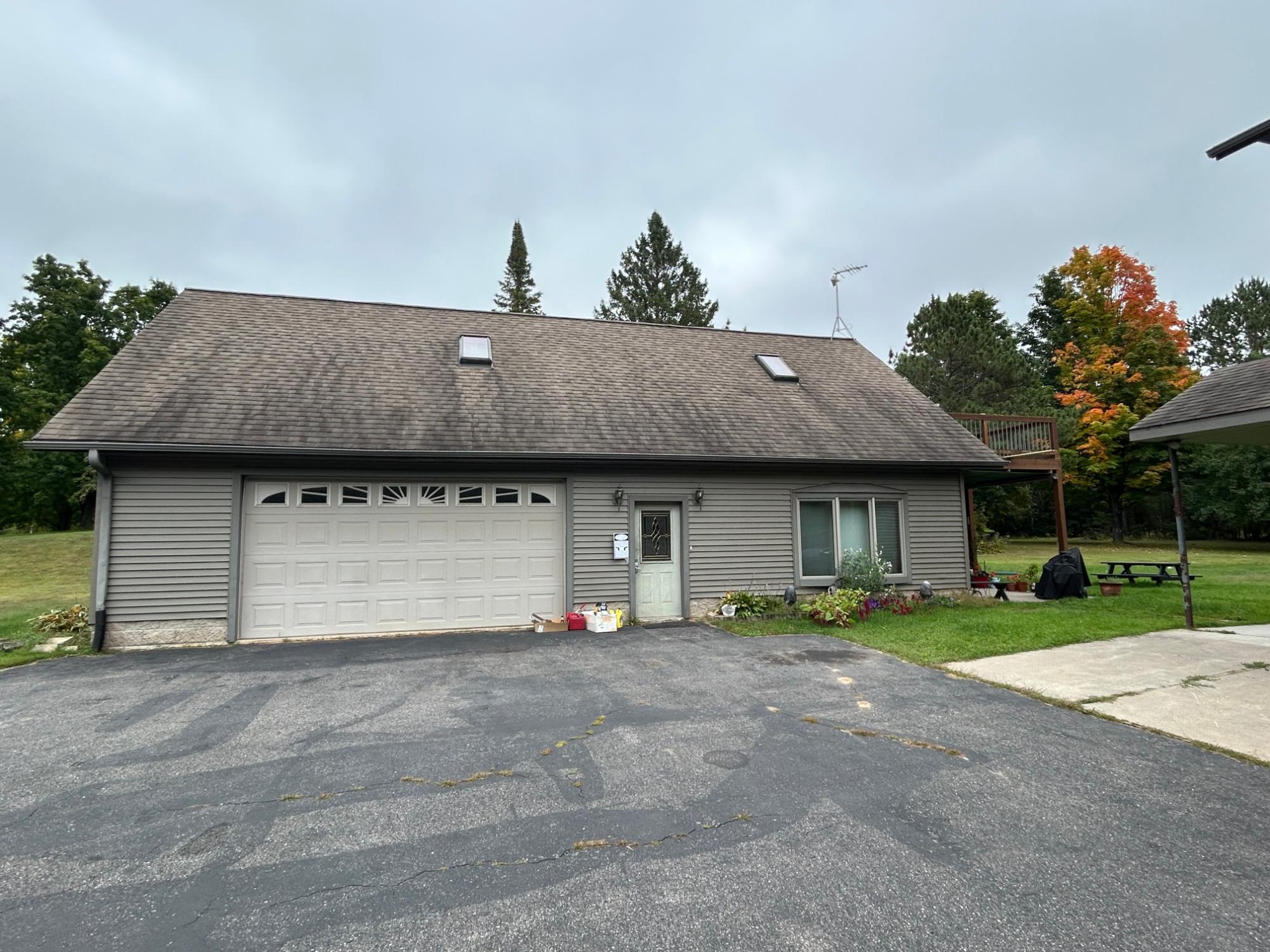 Undocumented Lake Property 1881 Cth B Photo 18