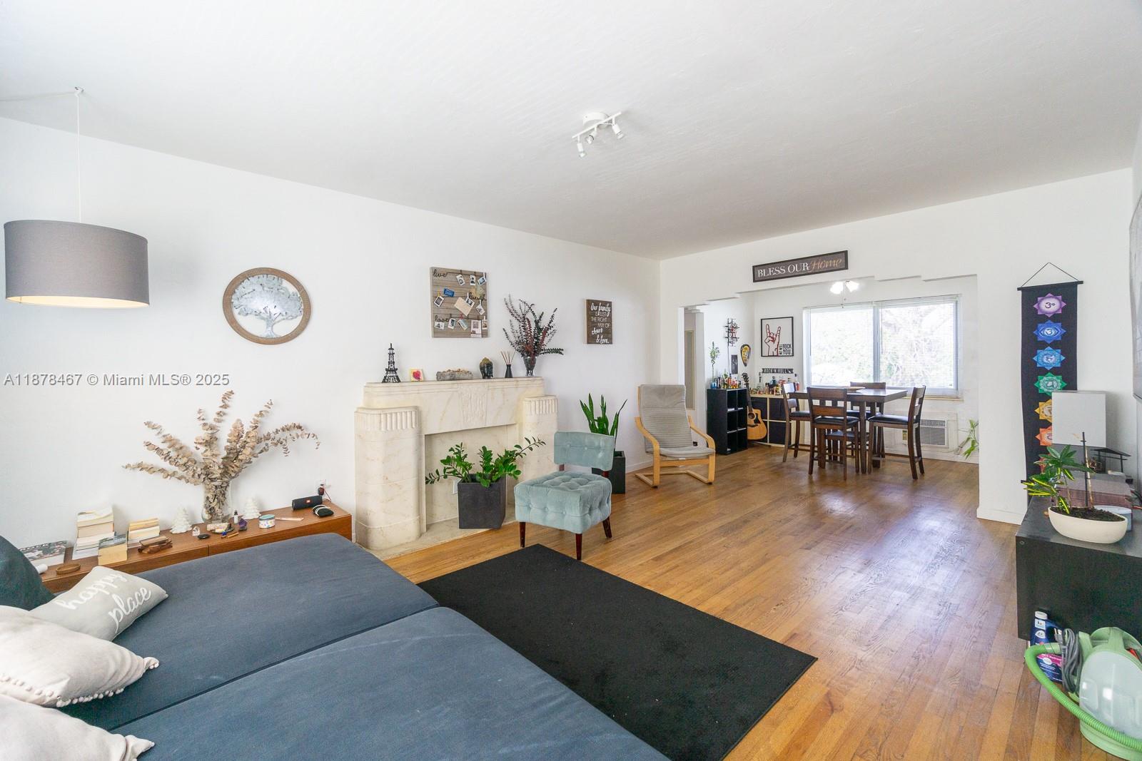 Property photo # 0