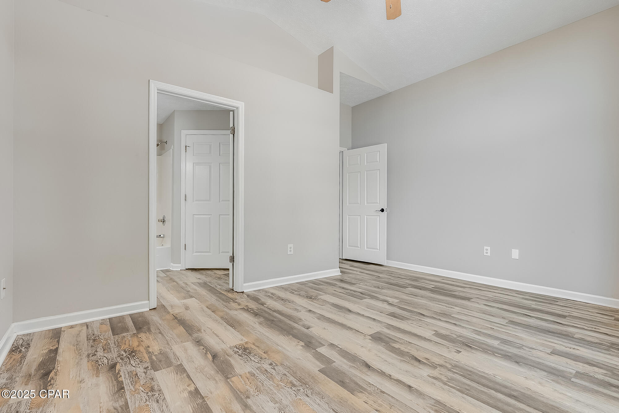 Ioc B6e7amuav9ij0mcegp2wppimotm8ejqnmdubzny