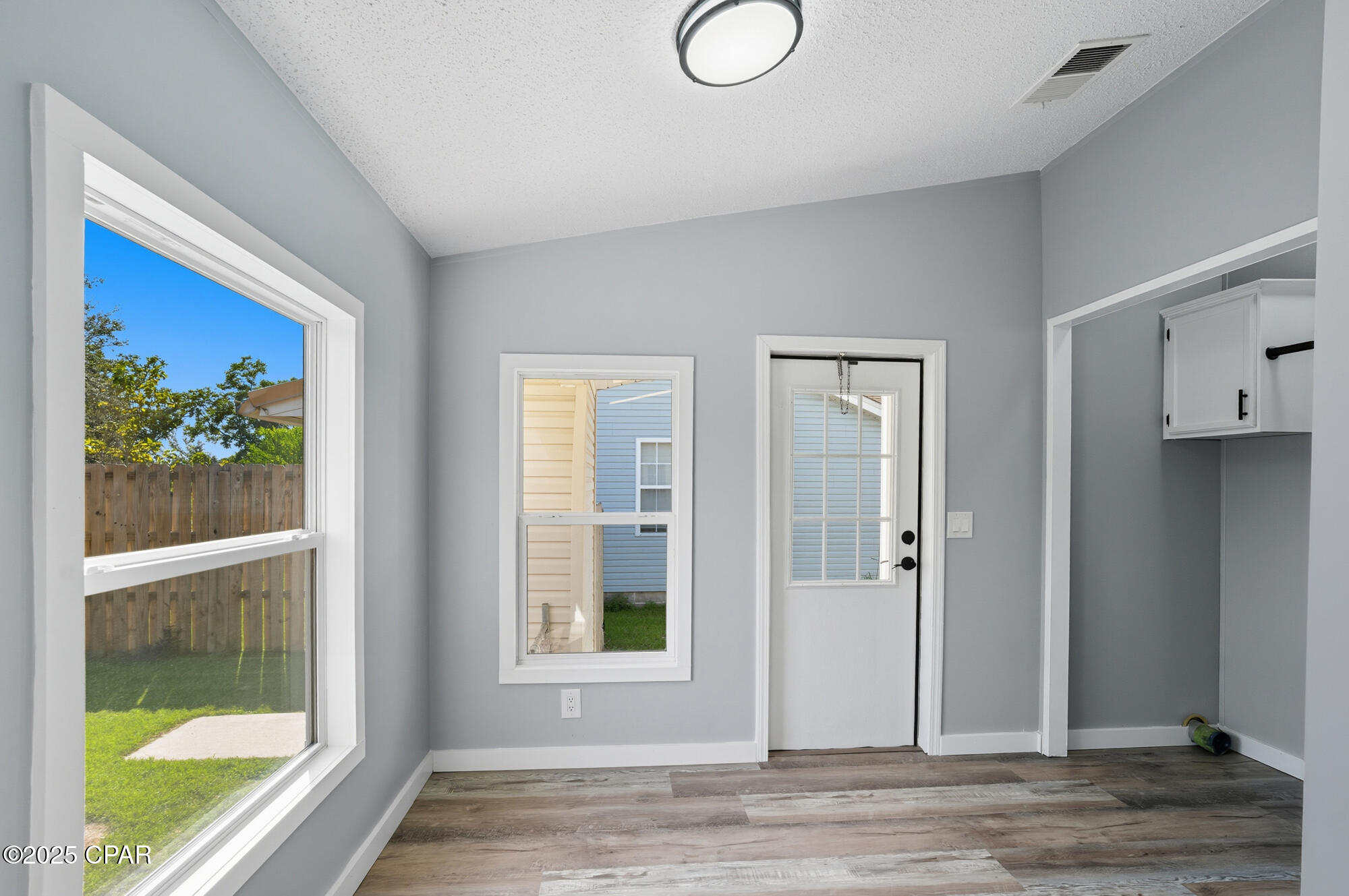 Image 25 For 7343 Claudias Way