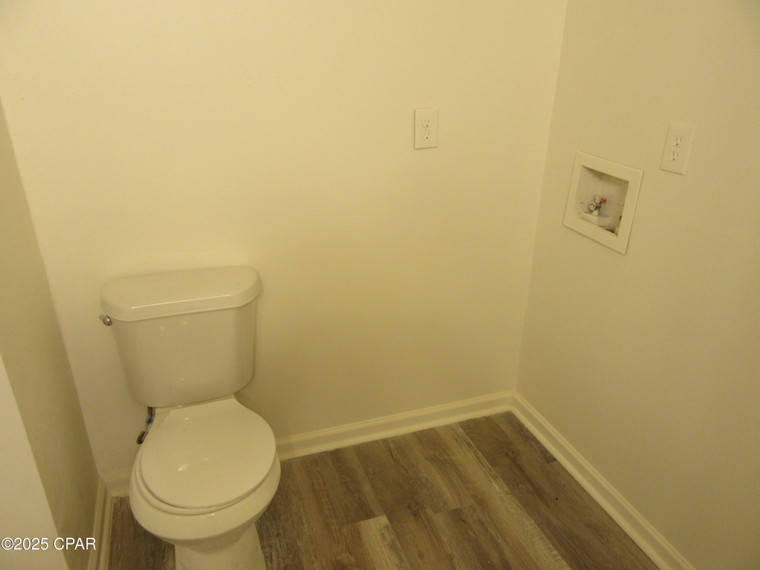 Image 13 For 237 Helen Avenue #c