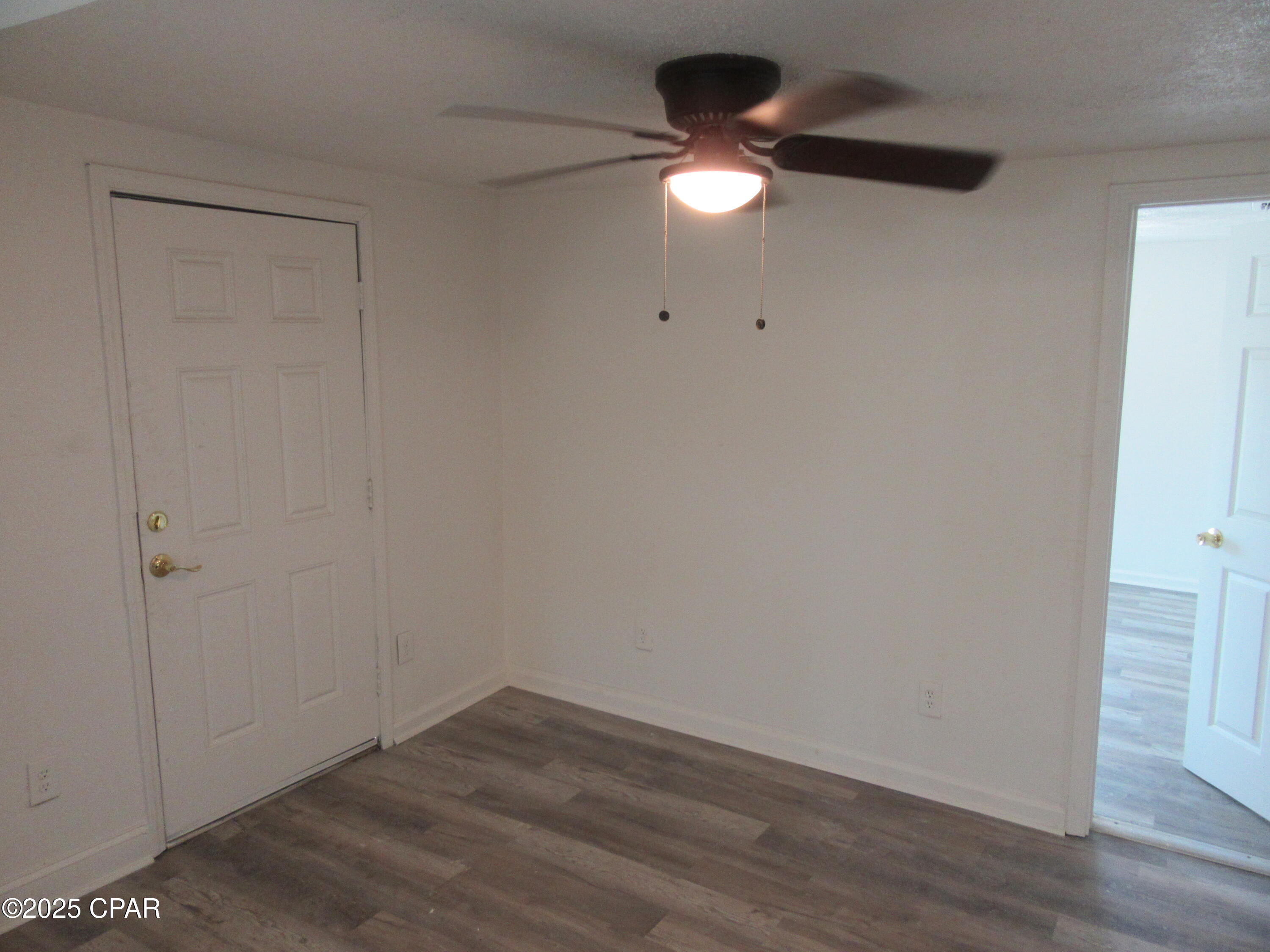 Ek4gkhtw_tmz0egvylwzfcdccxjr5wxayzcvbt9vshg