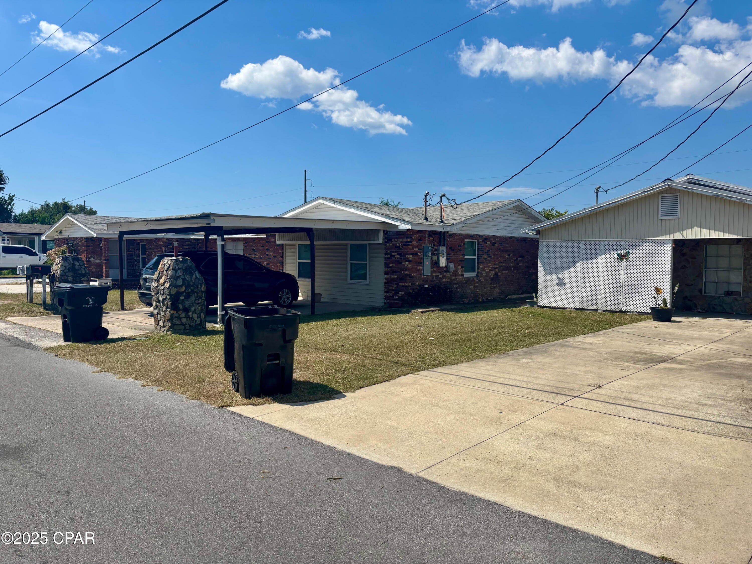 Image 16 For 2635 Arden Avenue