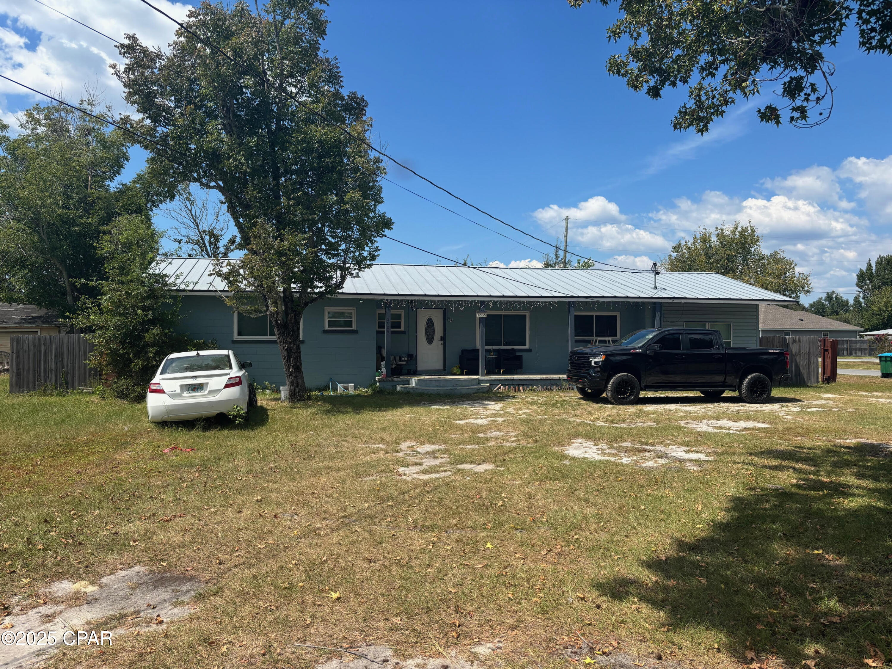 Image 2 For 2635 Arden Avenue