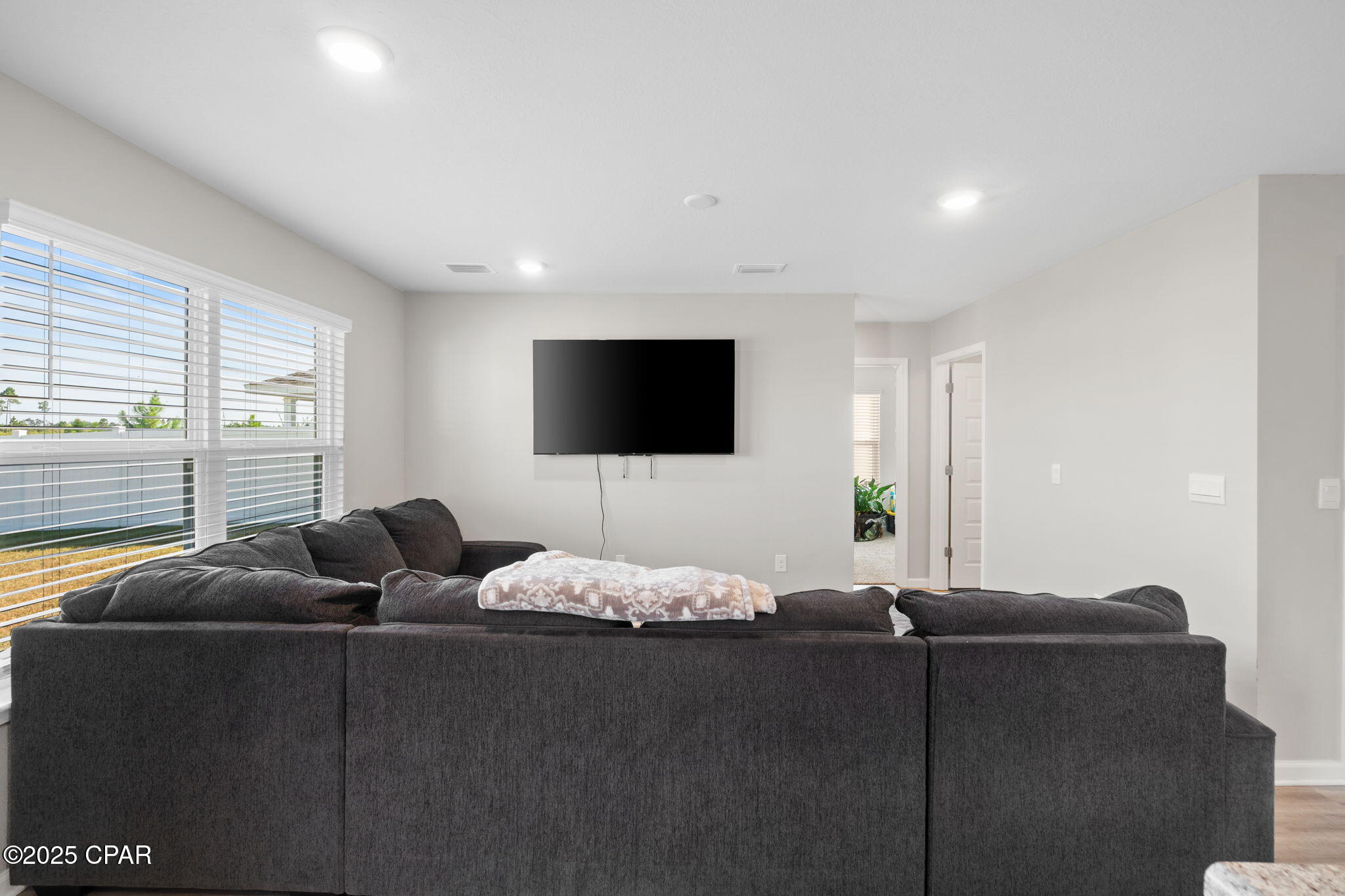 Cu9btw8aosezcty8yehisezdm2_qqzqdkofrk1ervmg