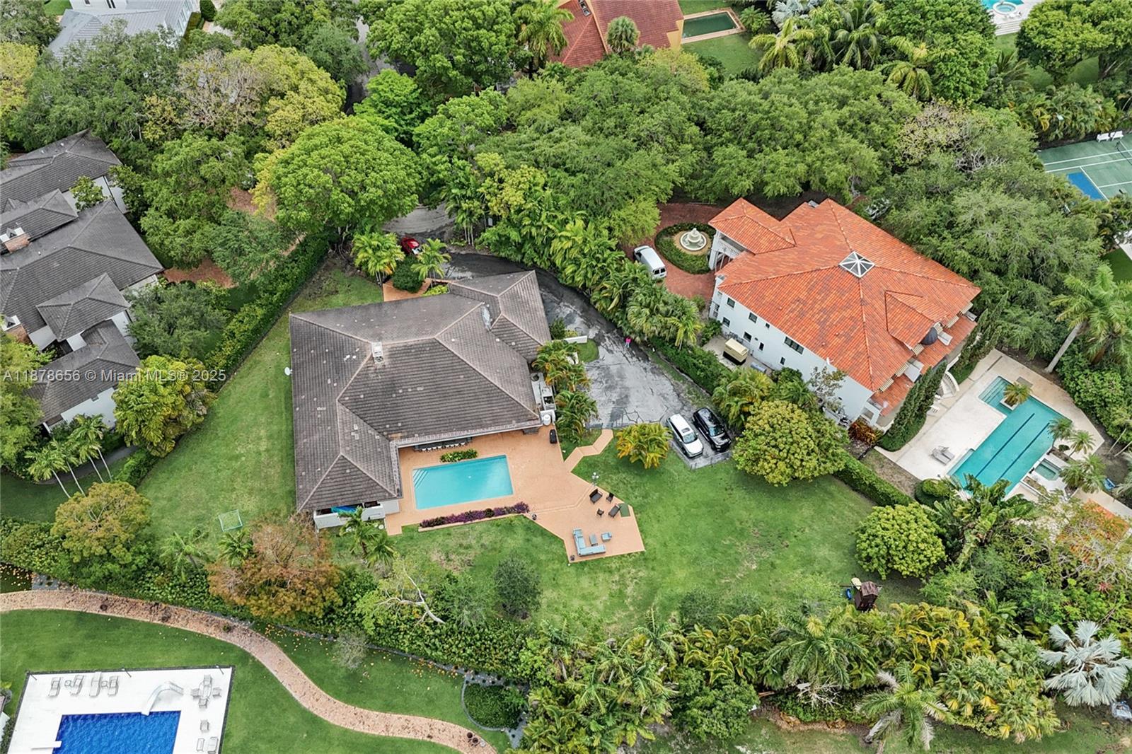 8290 La Rampa St, Coral Gables, Florida 33143