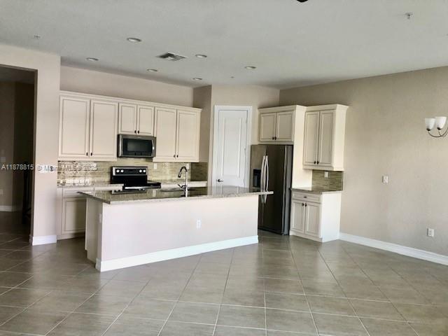 Property photo # 3
