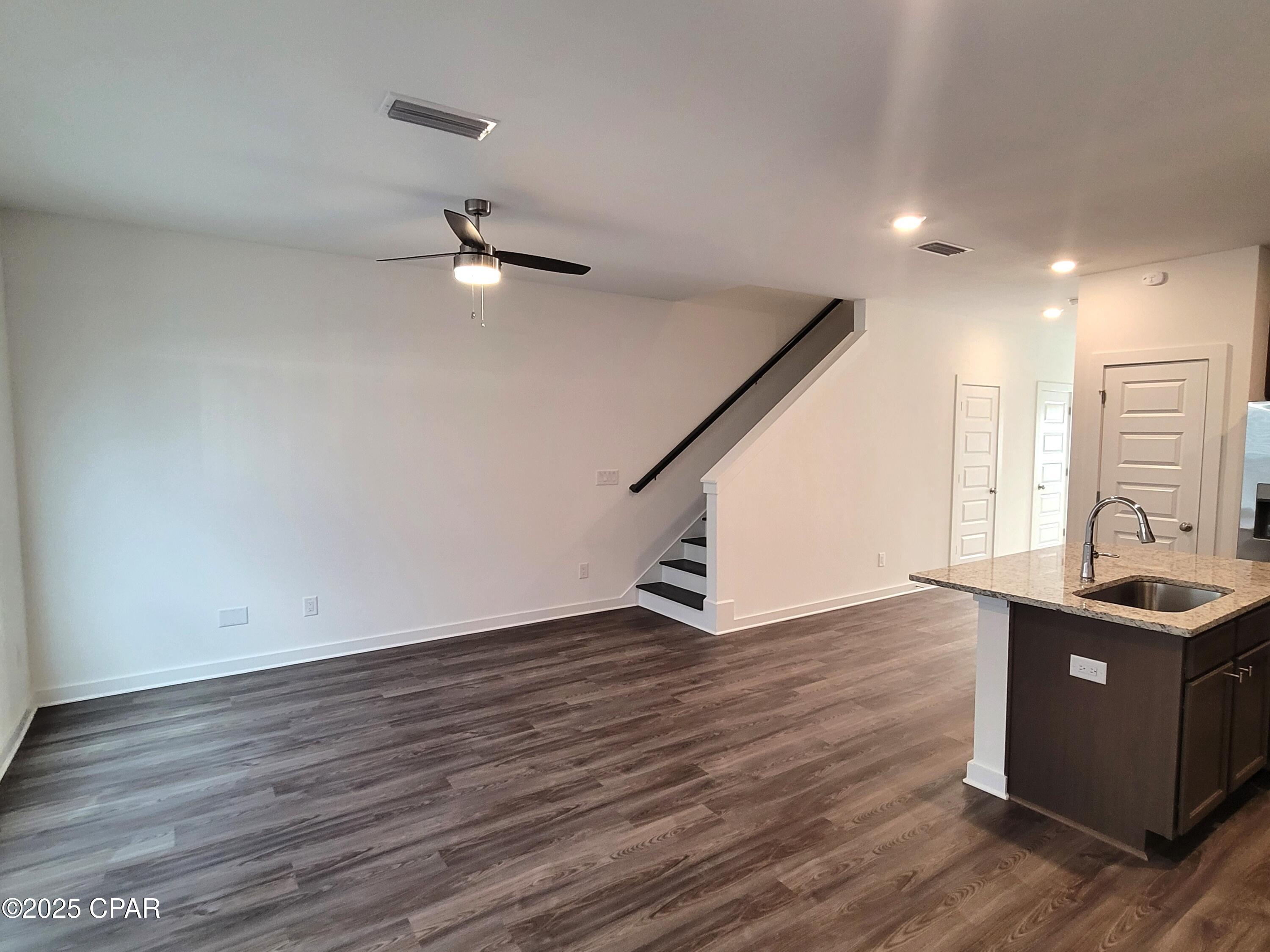 Image 10 For 5893 Tyndall Place