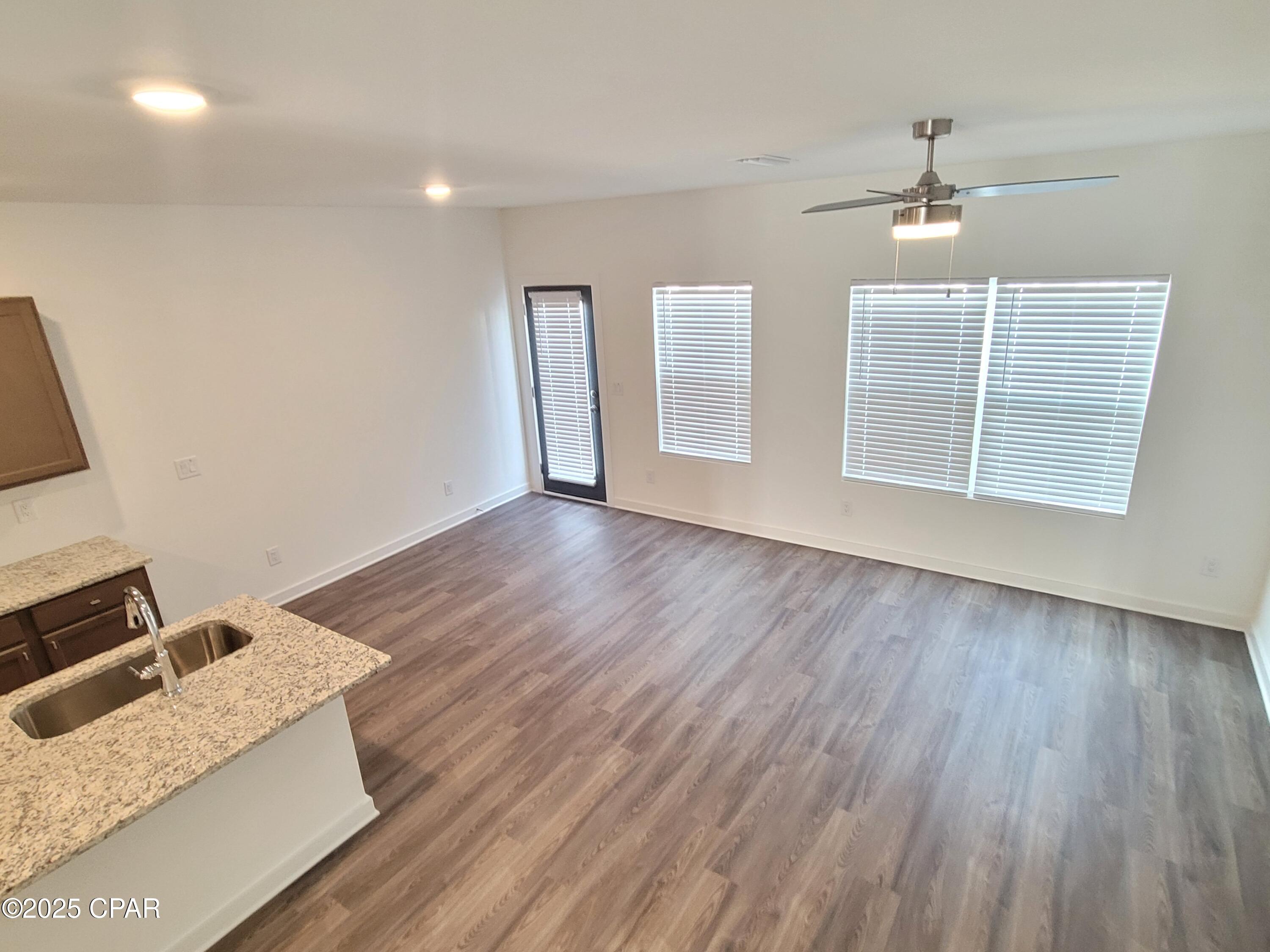 Image 9 For 5893 Tyndall Place