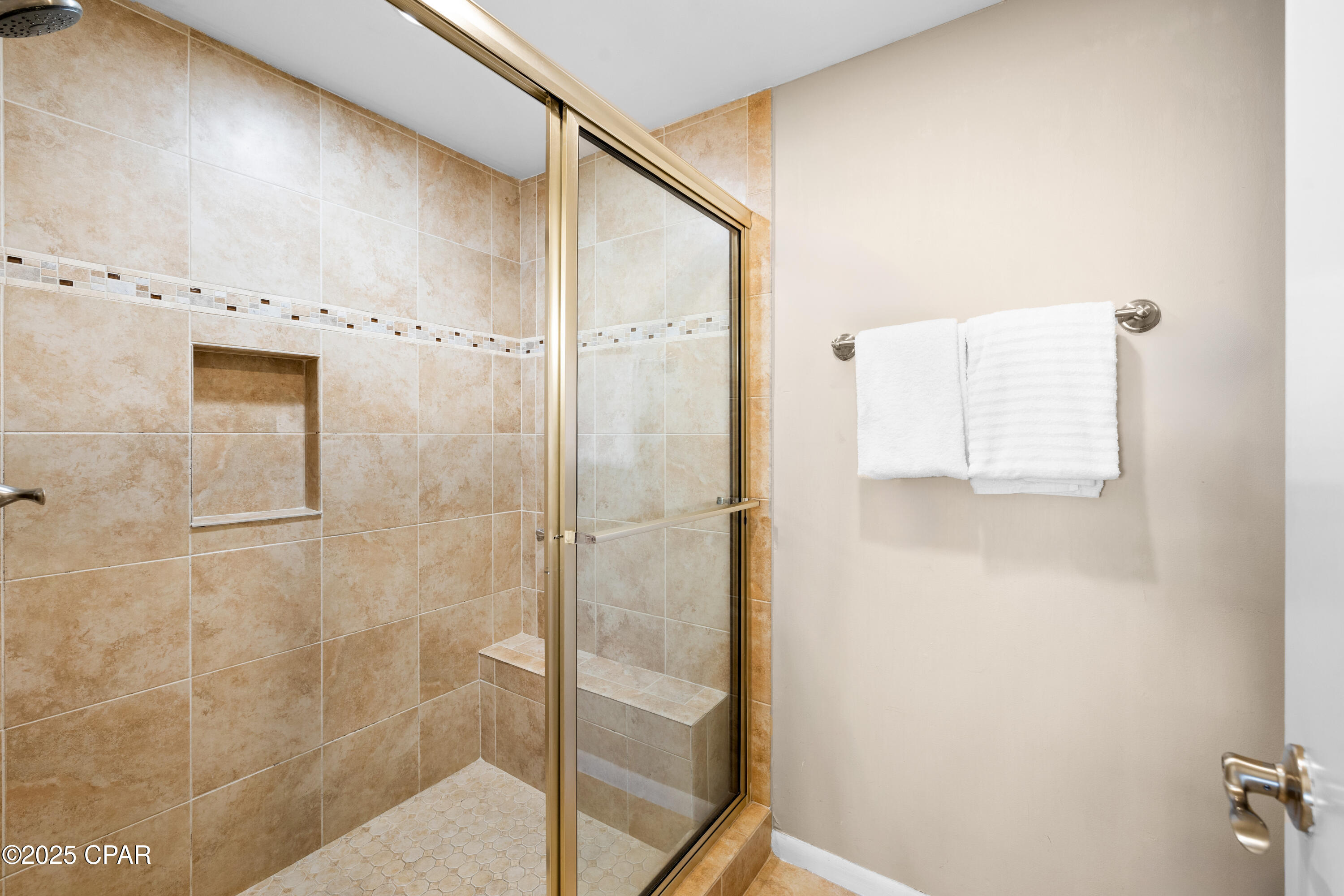 E4vobxrwpx3bxgeszmpmcqko9m76potyfkhr1npcal8