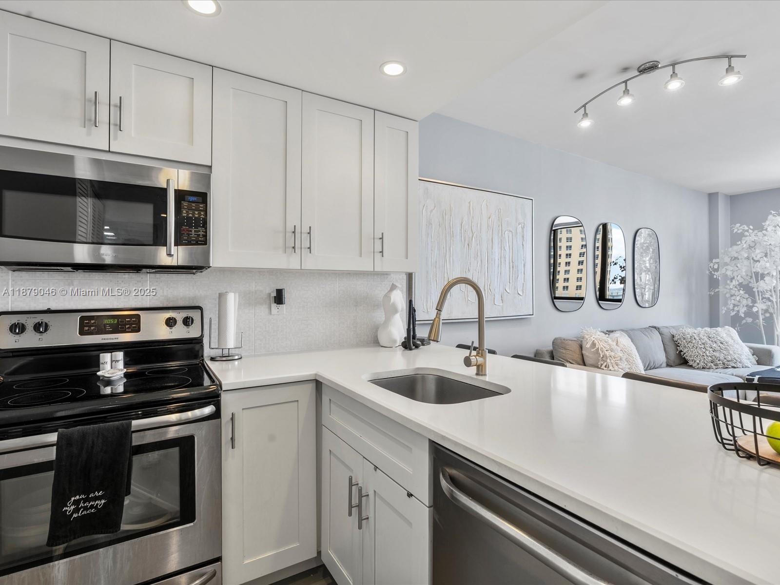 Property photo # 6