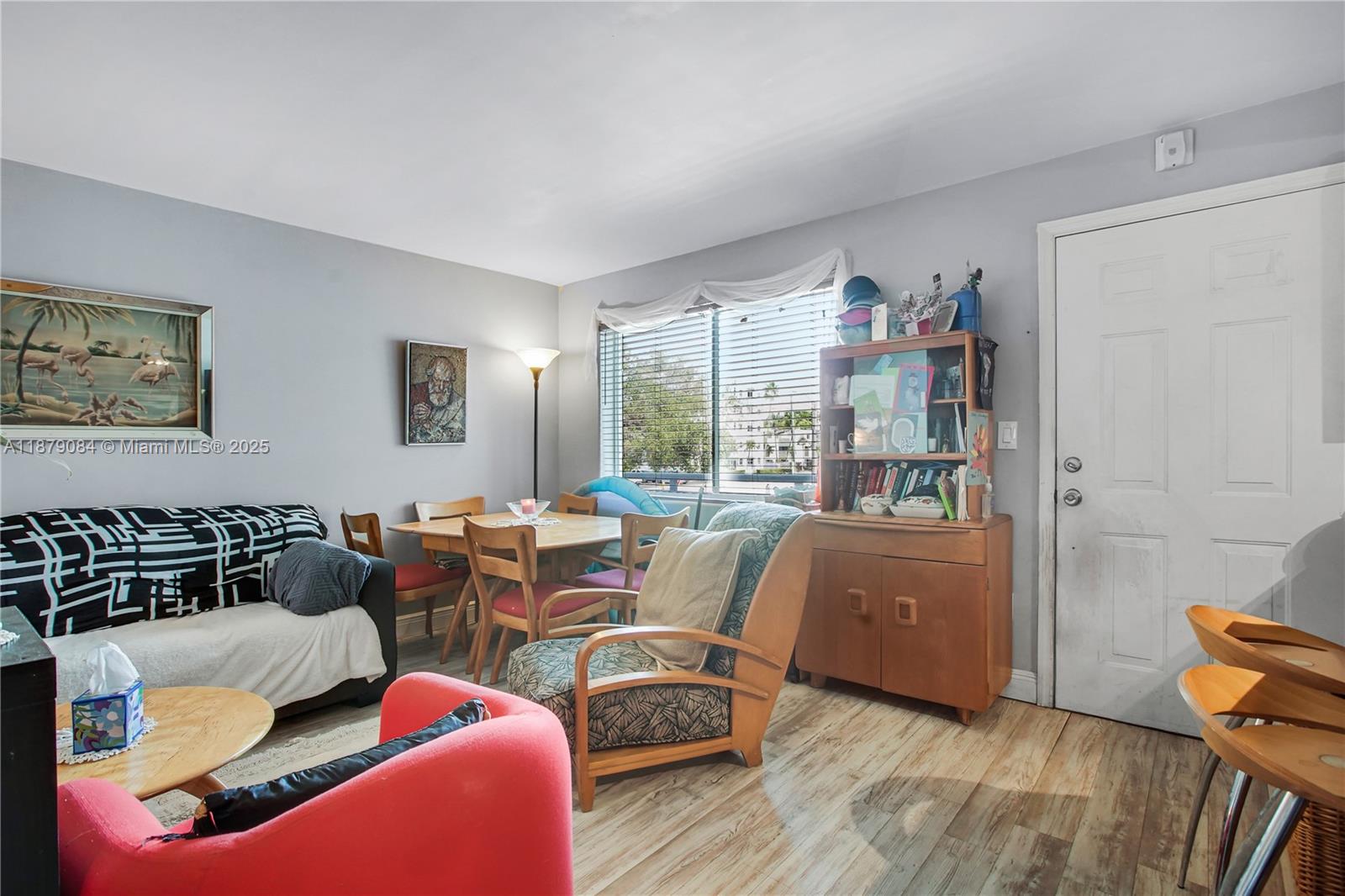 Property photo # 9