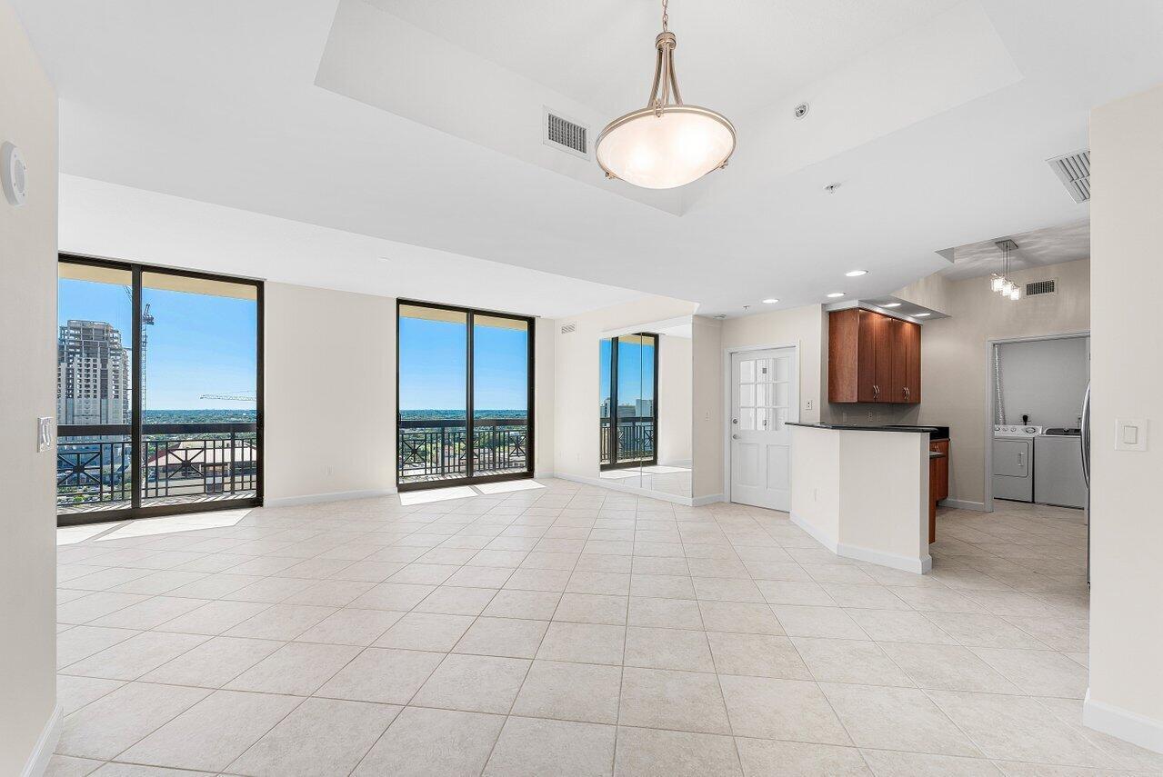 One City Plaza Condo