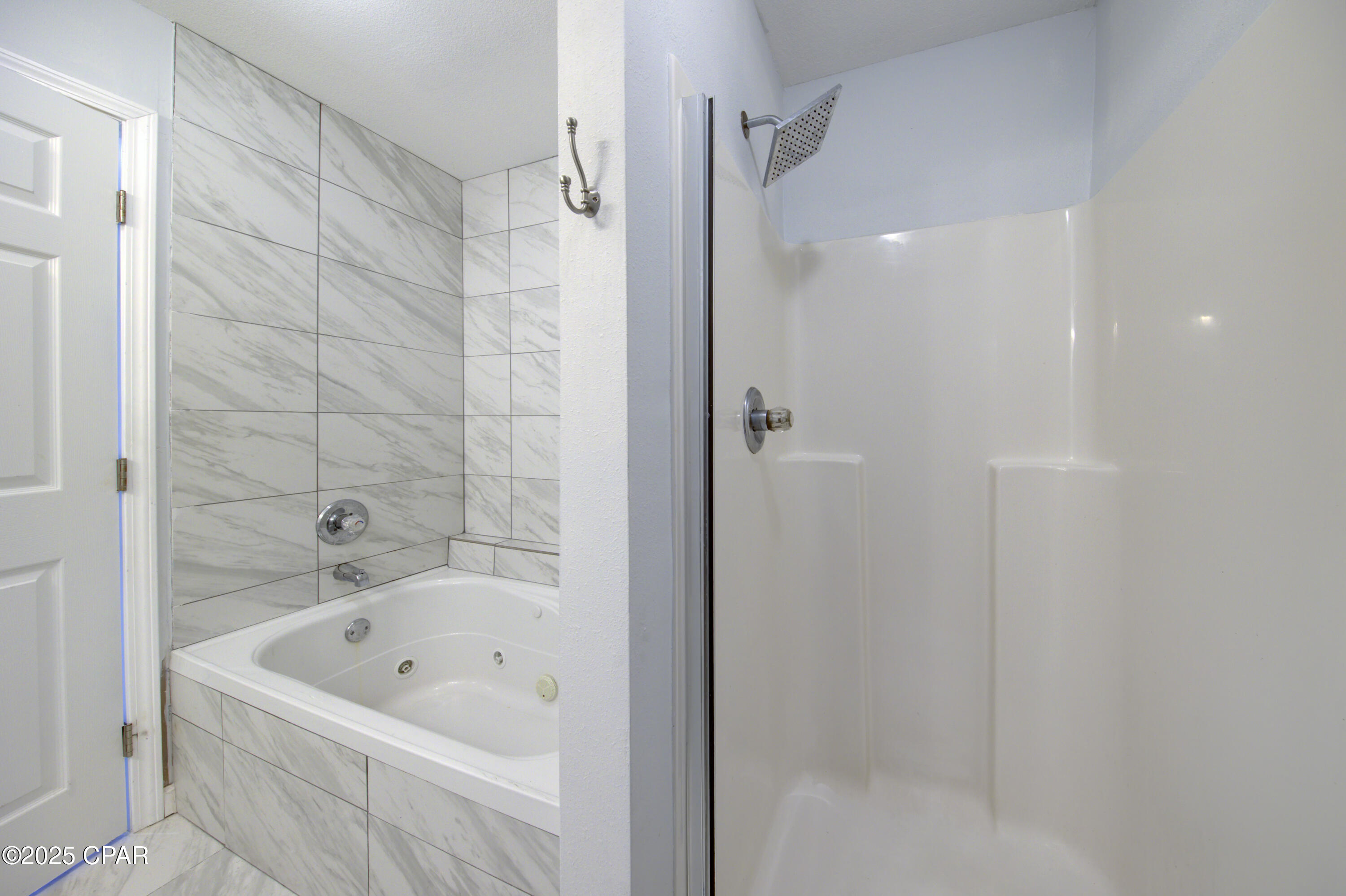 Bb0mxi_disuwivnkklm3x6ufxd39agxw8nnzblxvljq