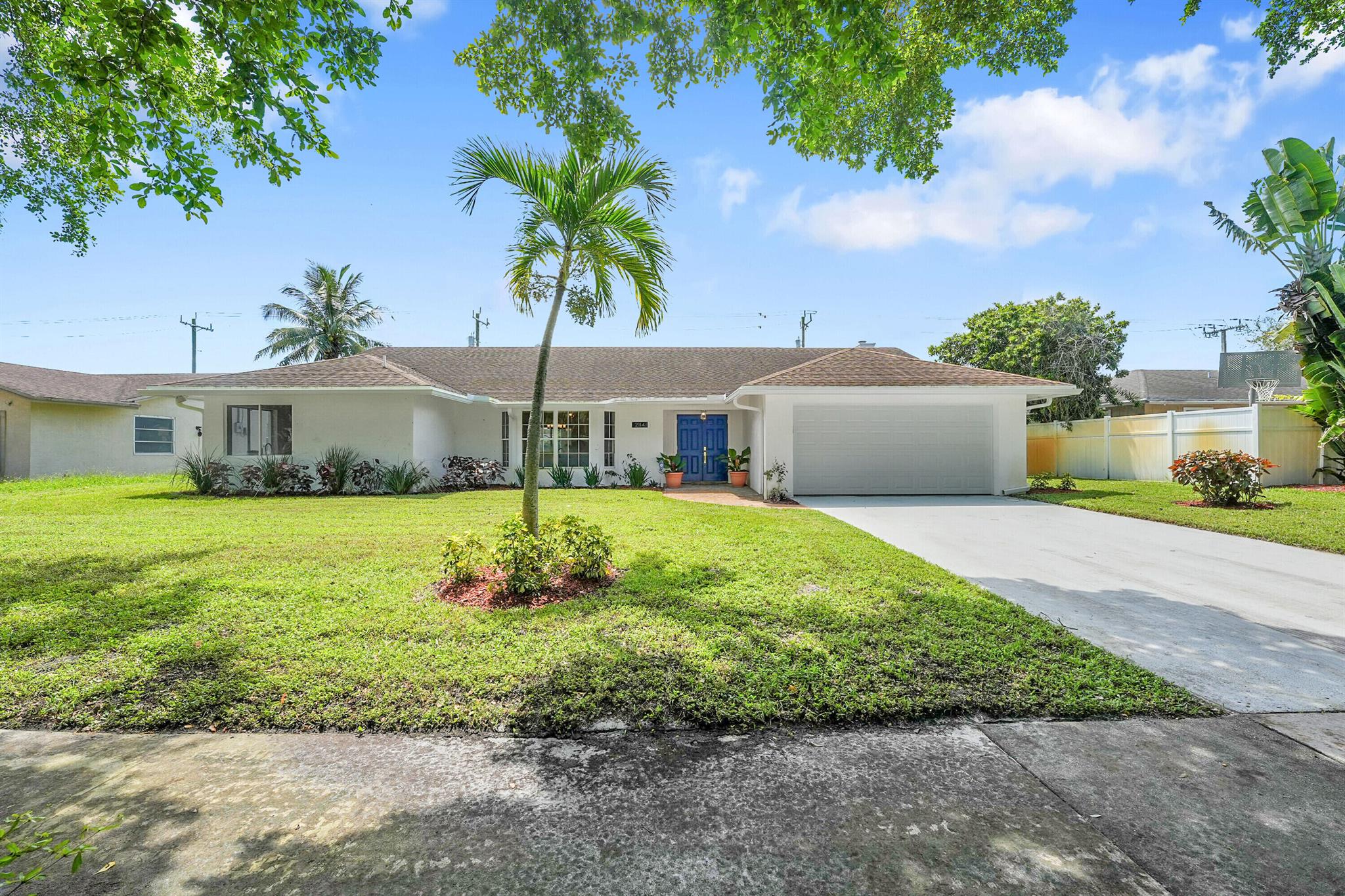 2114 Echo Lake Drive, West Palm Beach, Florida 33407