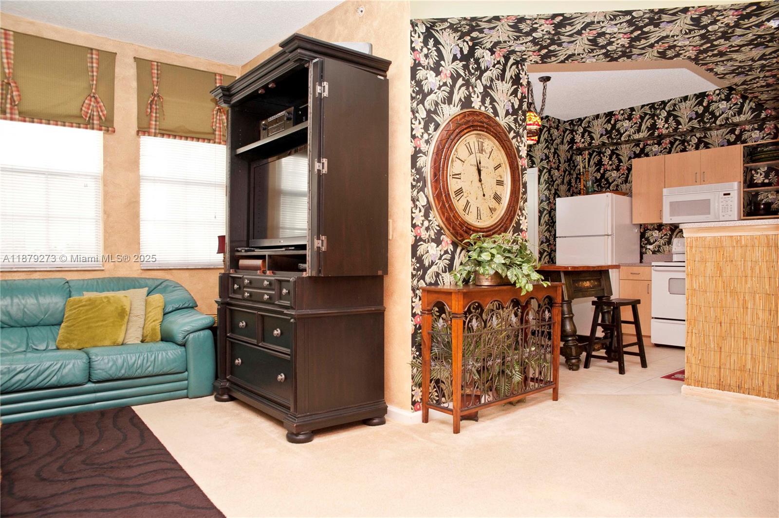 Property photo # 8