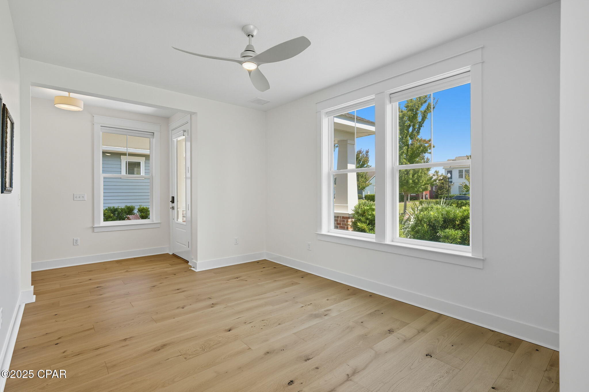 Image 9 For 3229 Veranda Avenue
