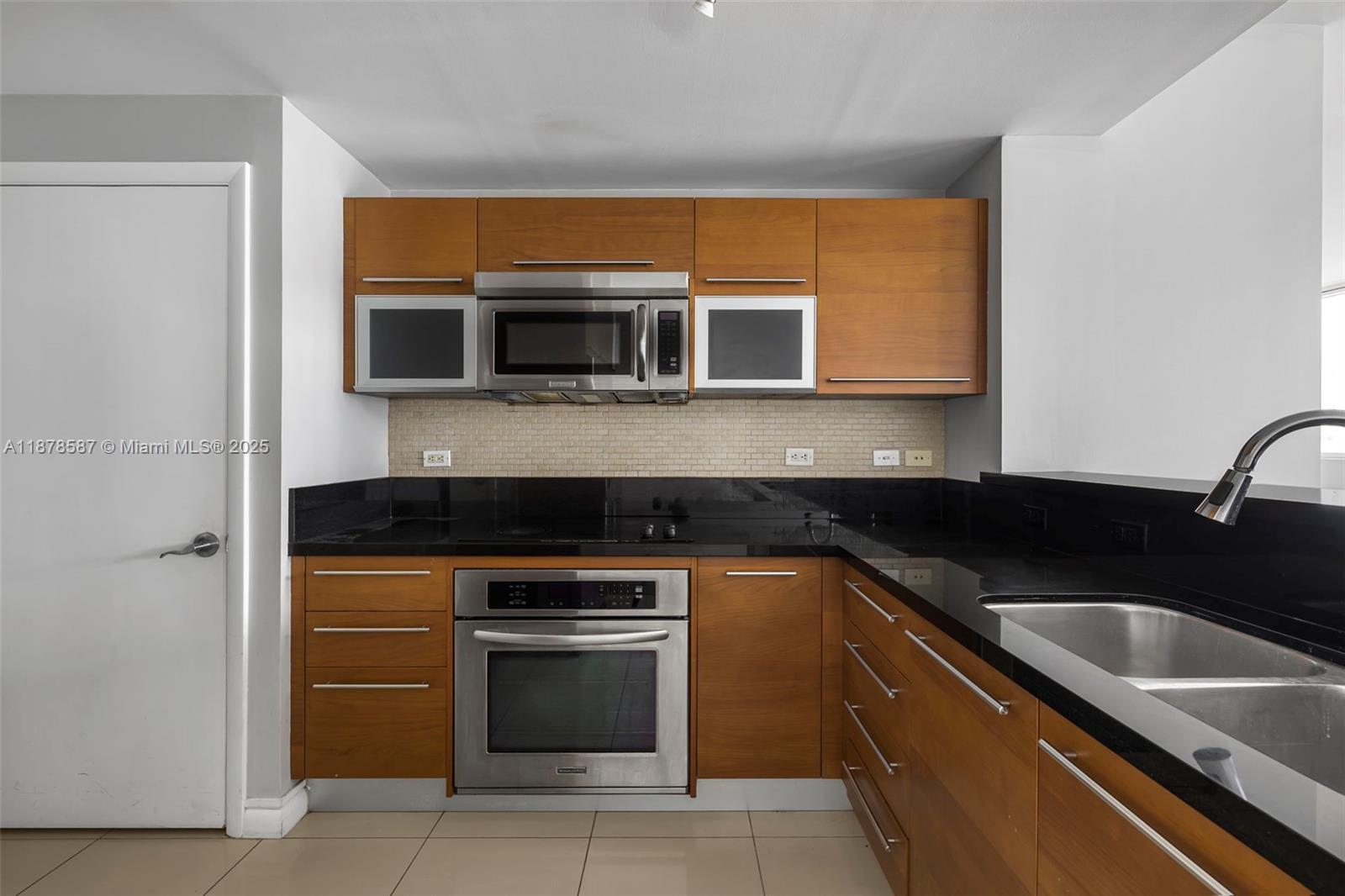 Property photo # 9