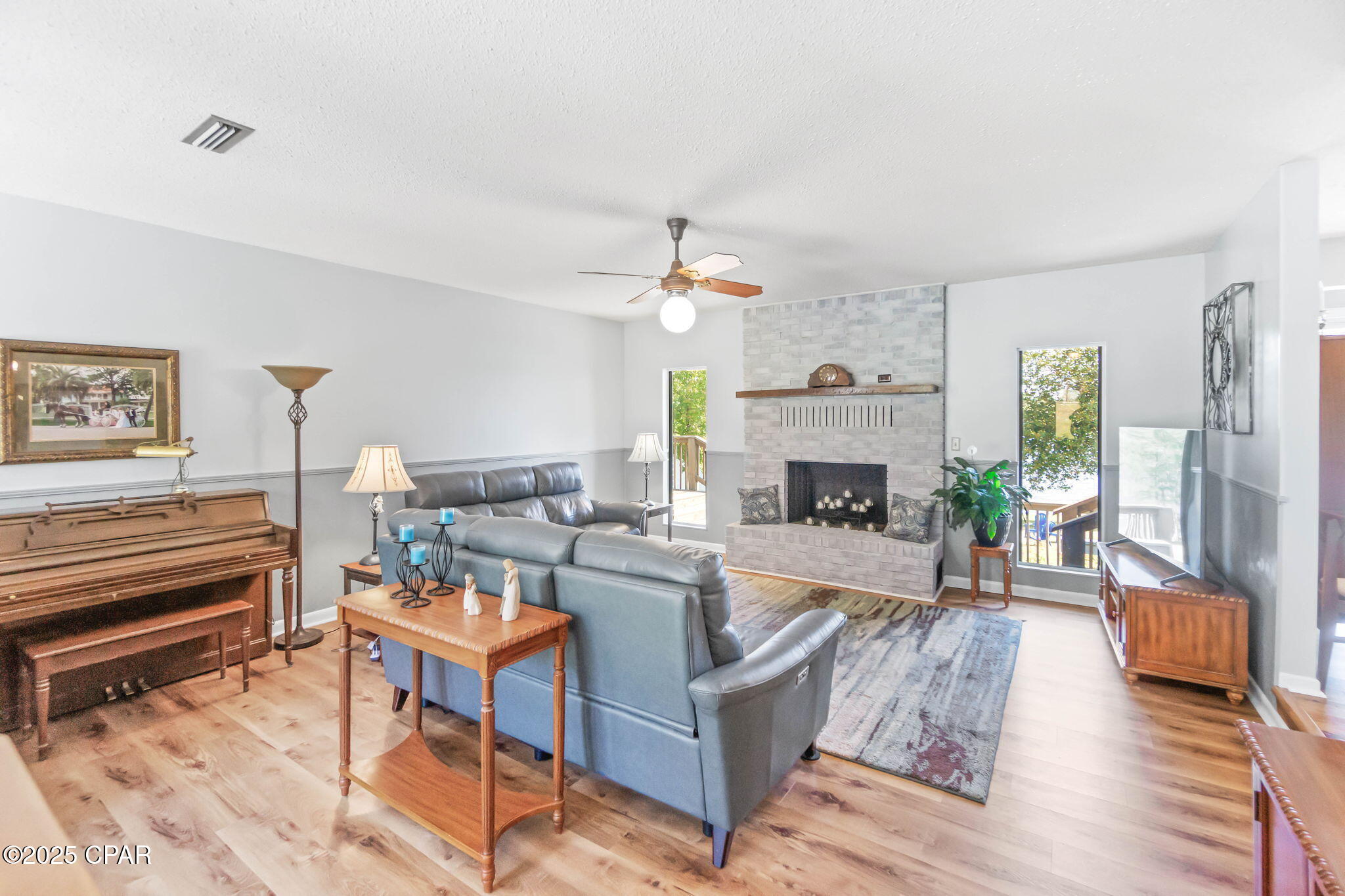 Lygrd9ei4lkyreupk9lps_fv0rl1o1opw_16xujjg34