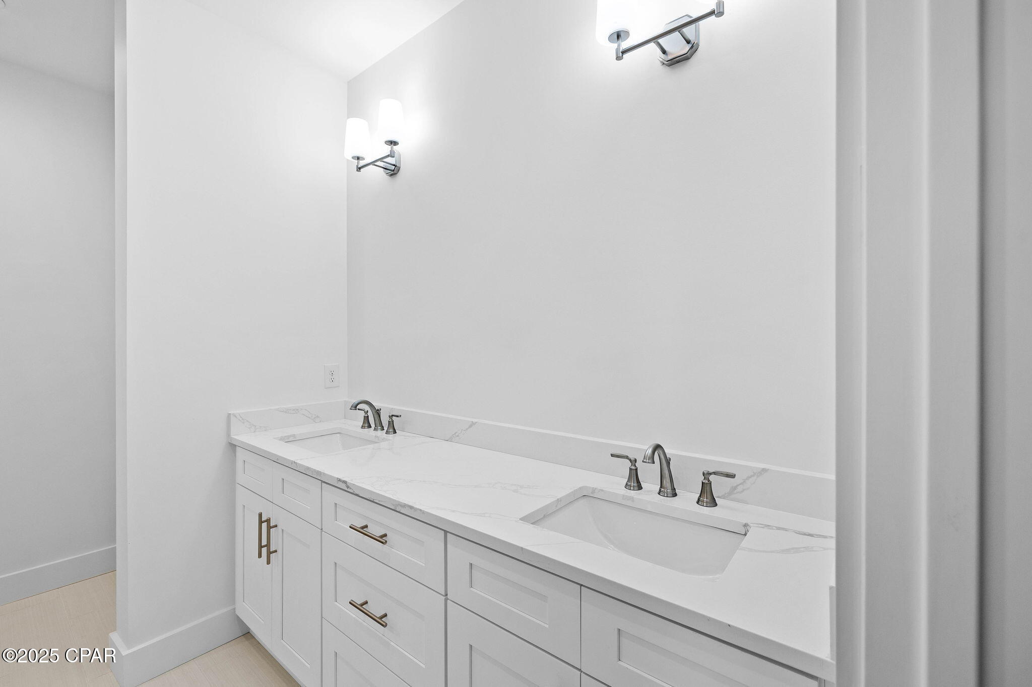 Ai52clbenyifknz57n9mtv7gylhiujklfk7ta1w0tgg