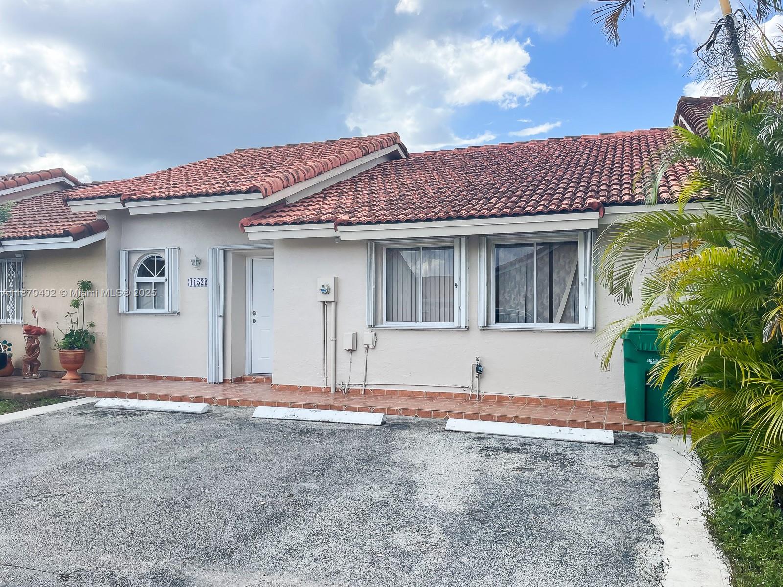 Property photo # 4