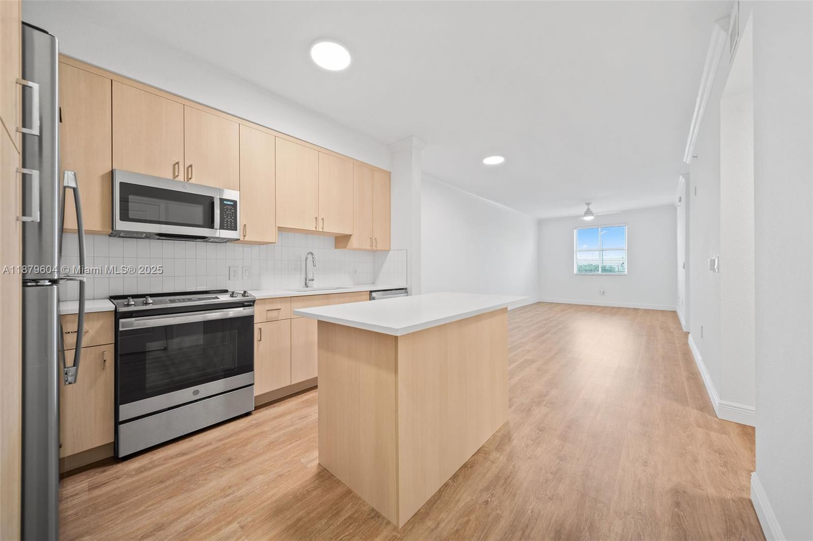 Property photo # 4