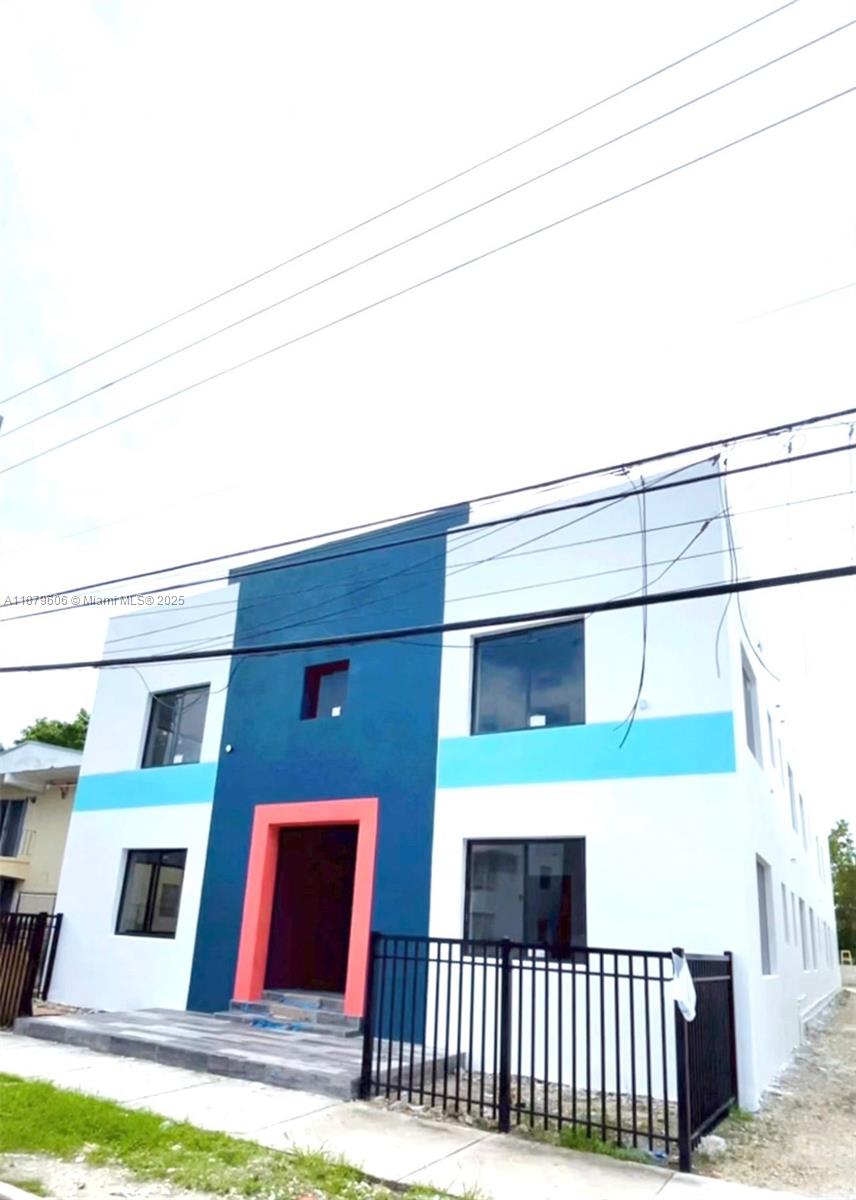 Property photo # 0