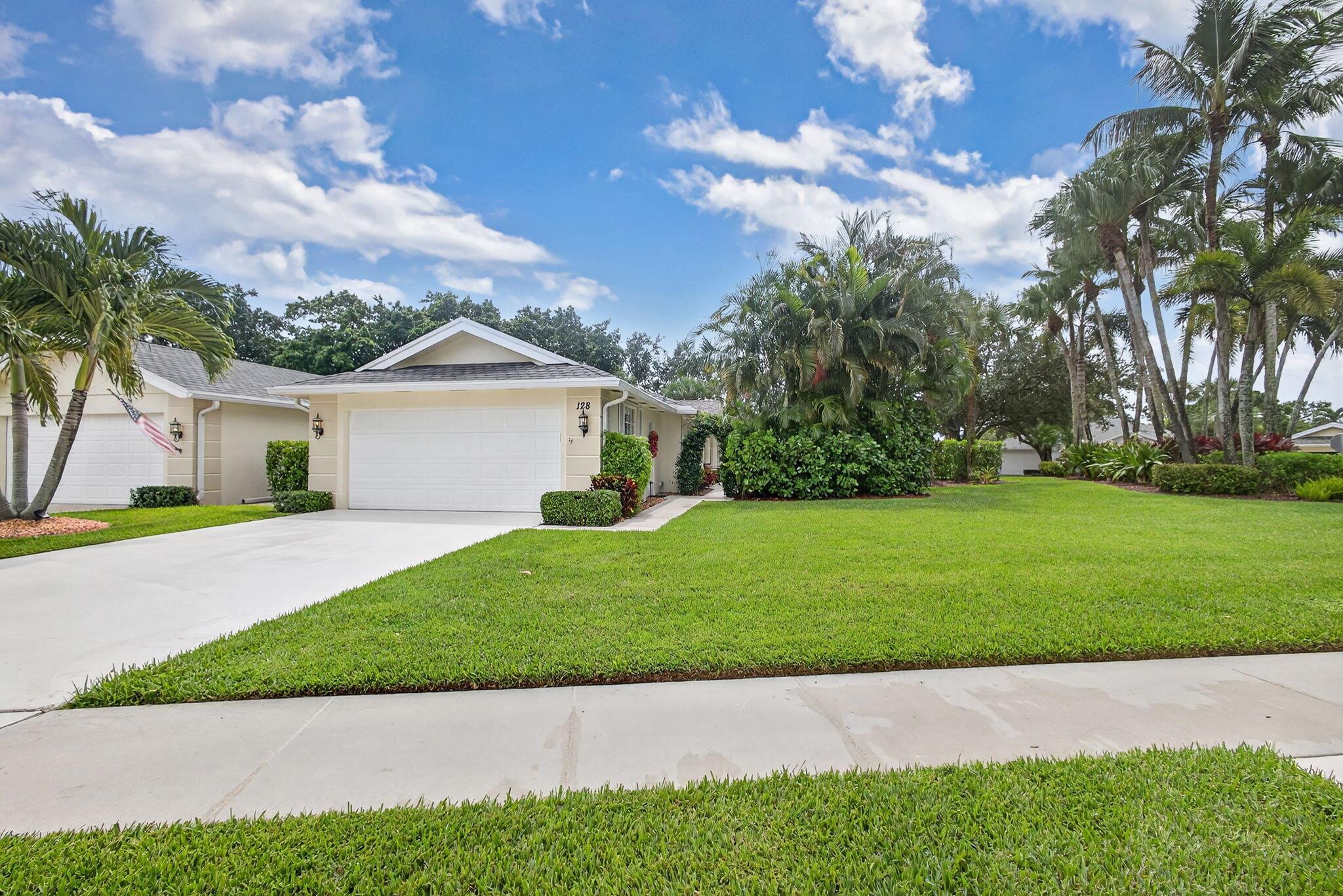 128 Brier Circle Unit , Jupiter, Florida 33458