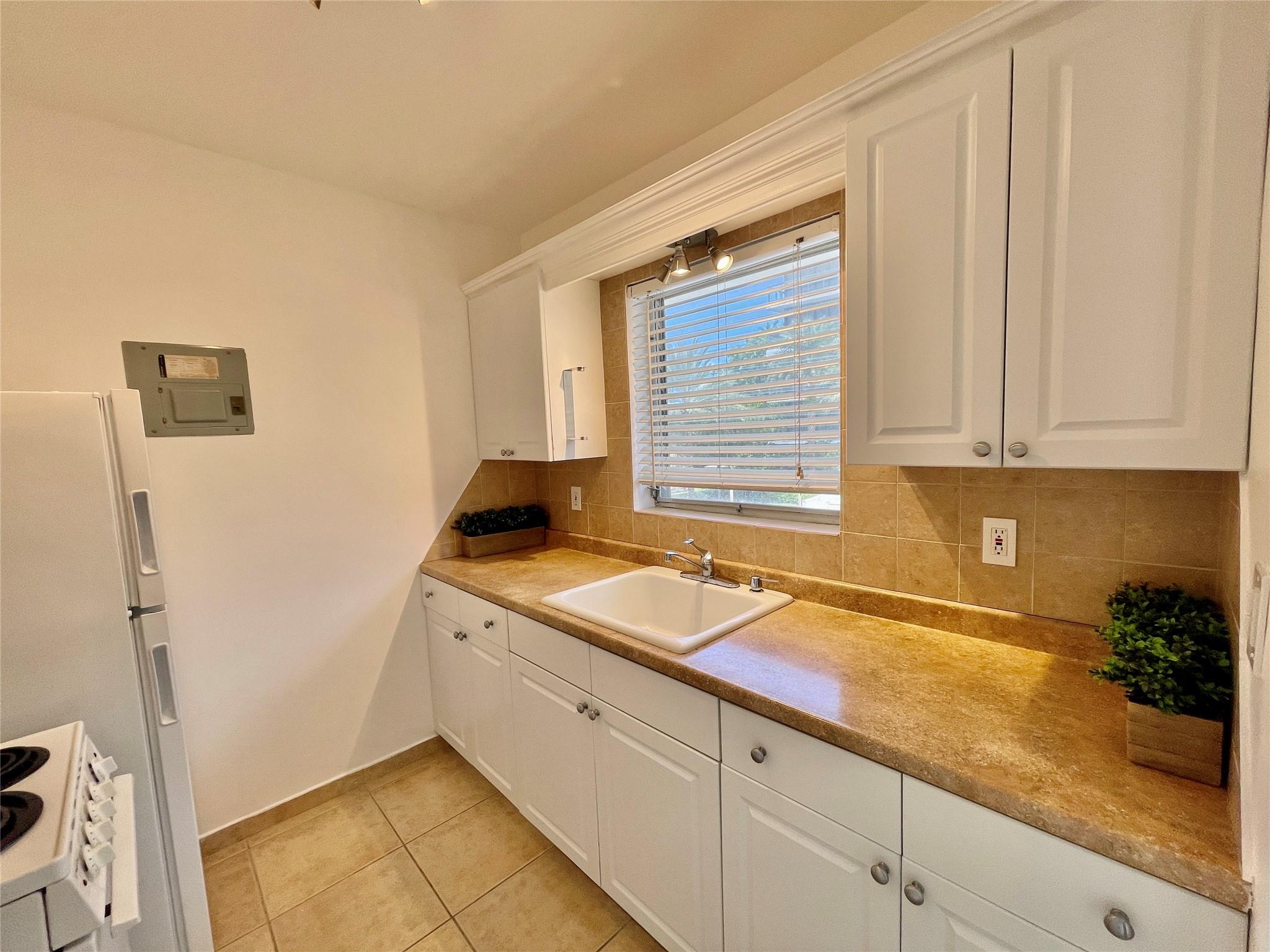 Victoria Isles 15-67 B