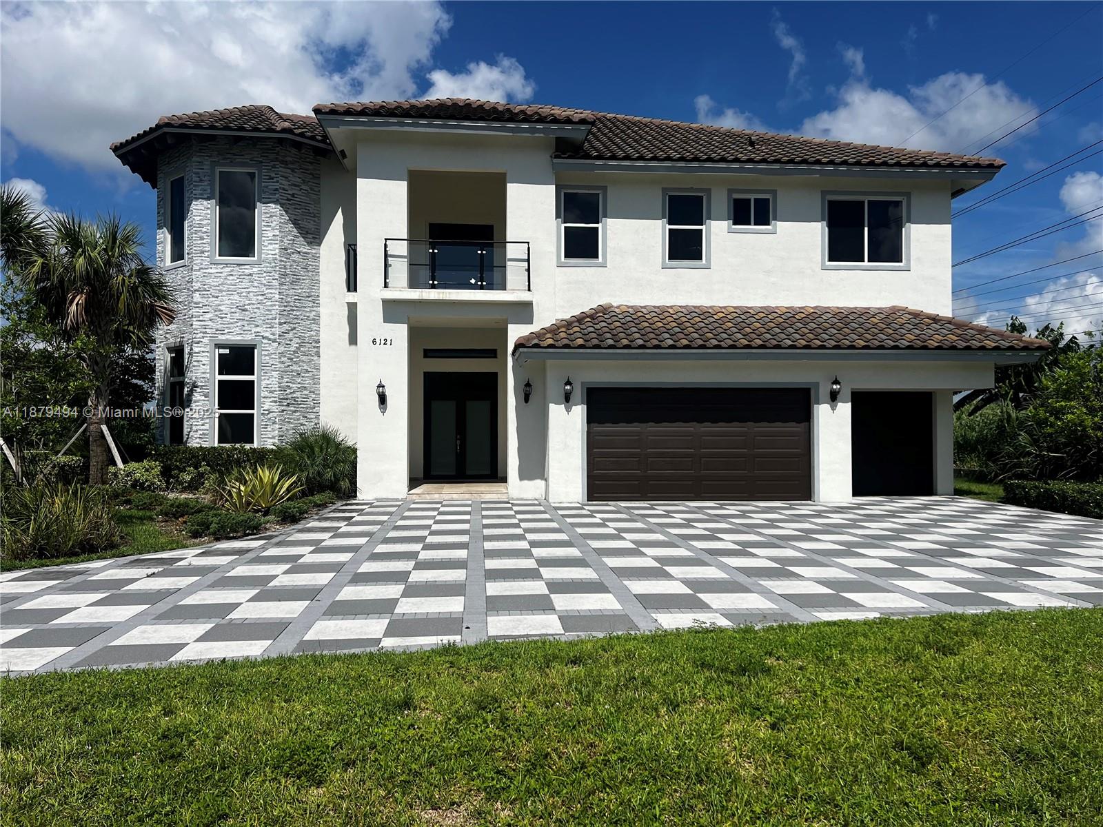 Property photo # 4