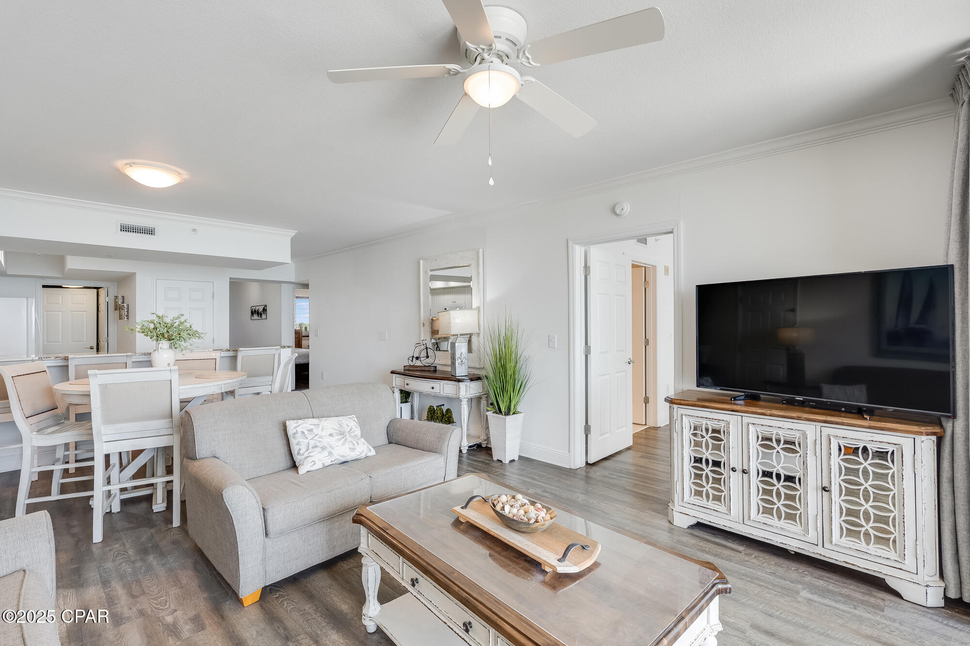 Vy4n_nu8aznj9zndvp1 D3qnawhy2ofbaa3valet7bw