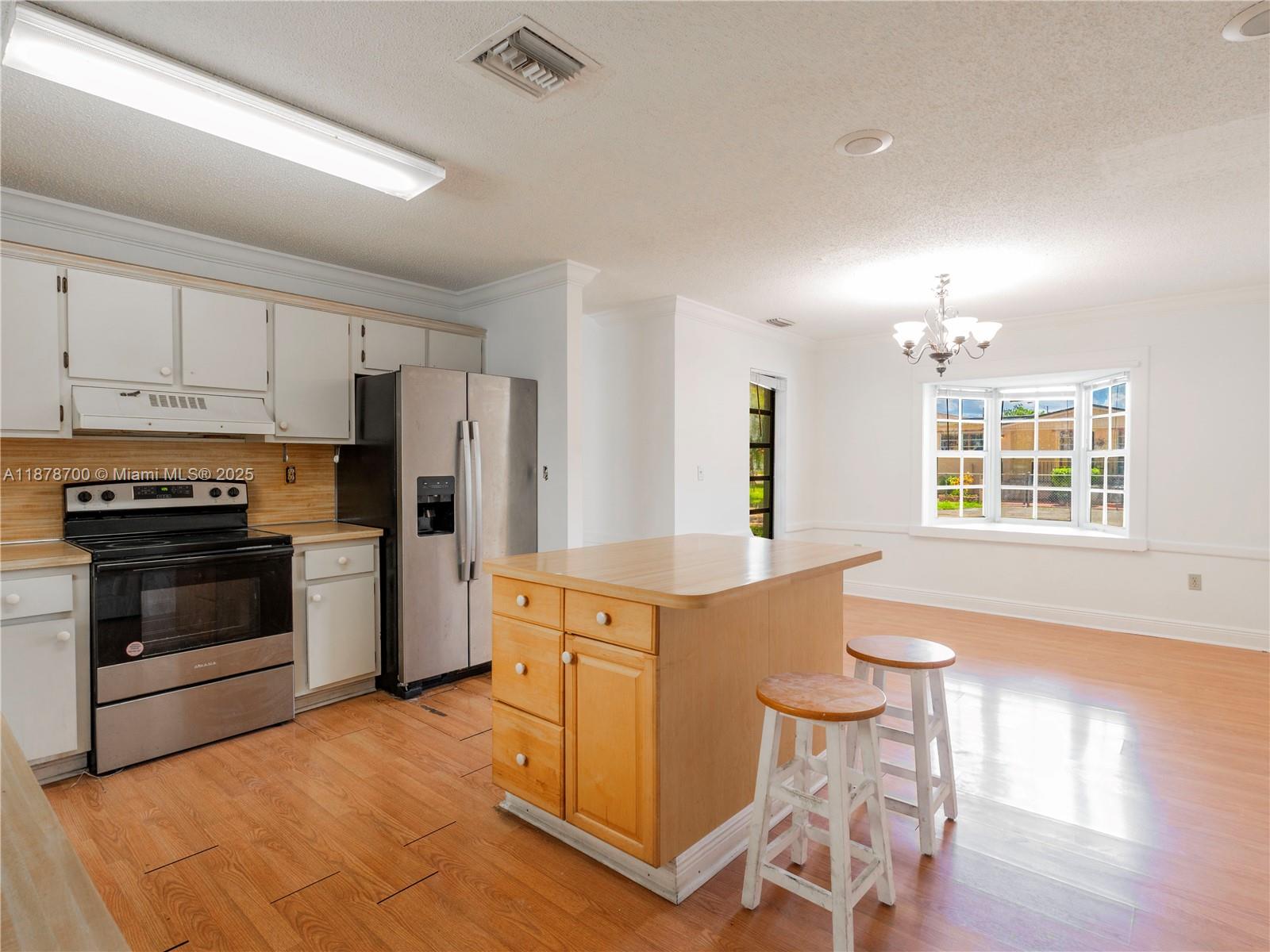 Property photo # 6