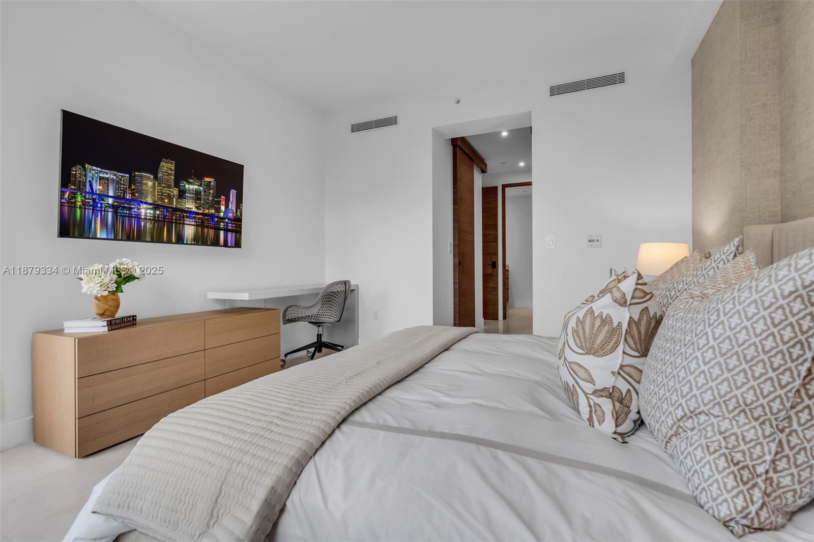 Property photo # 9