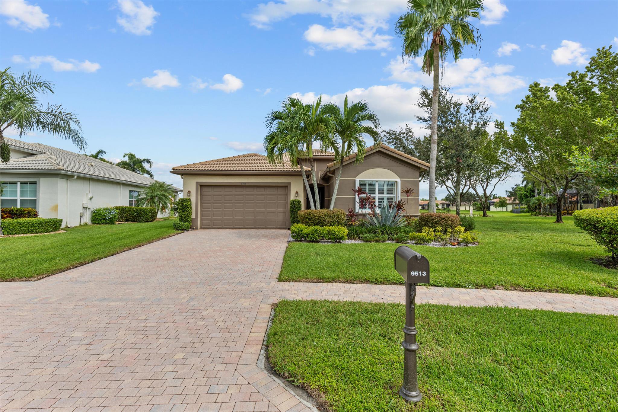 9513 Isles Cay Drive, Delray Beach, Florida 33446