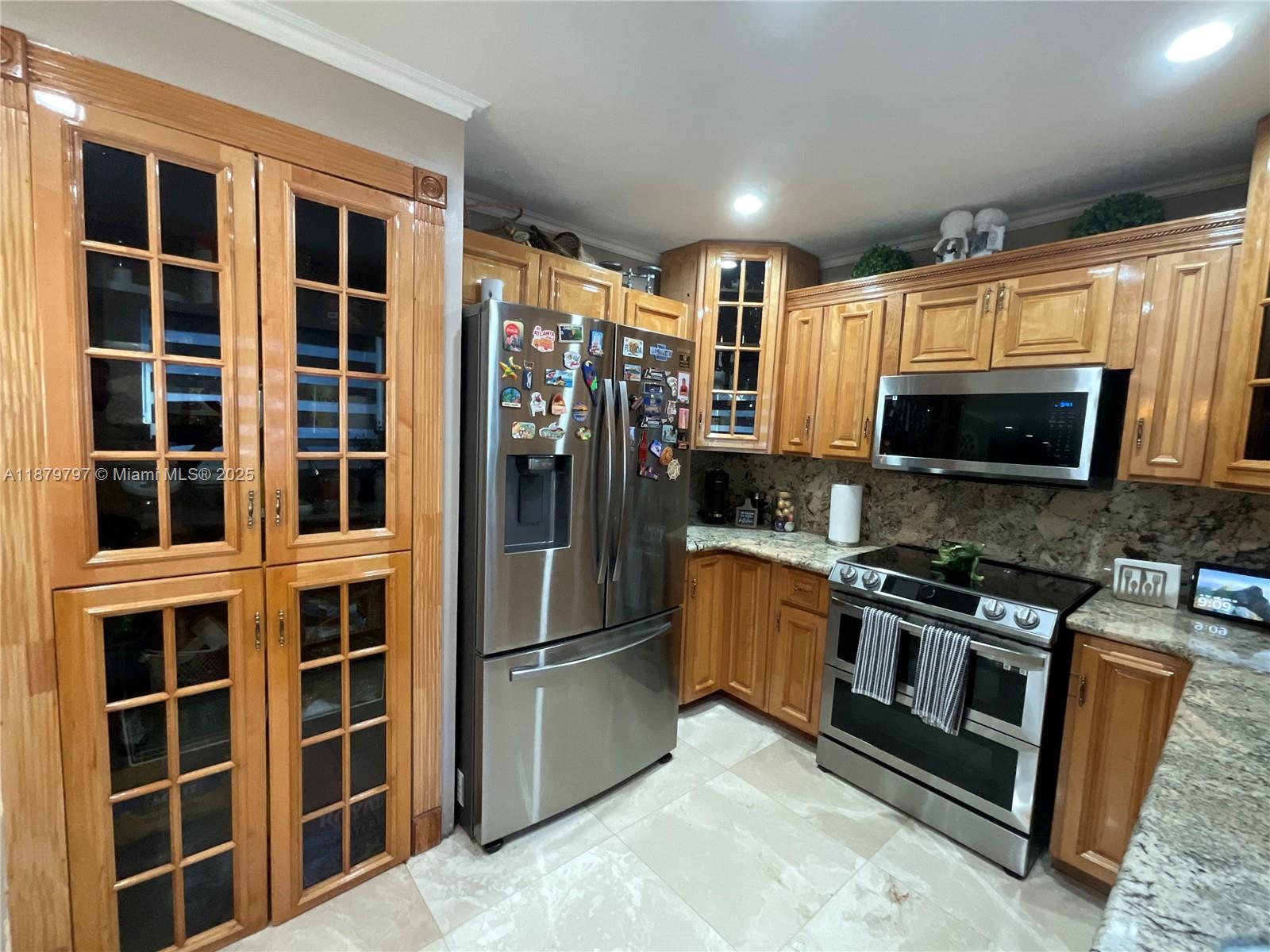 Property photo # 9