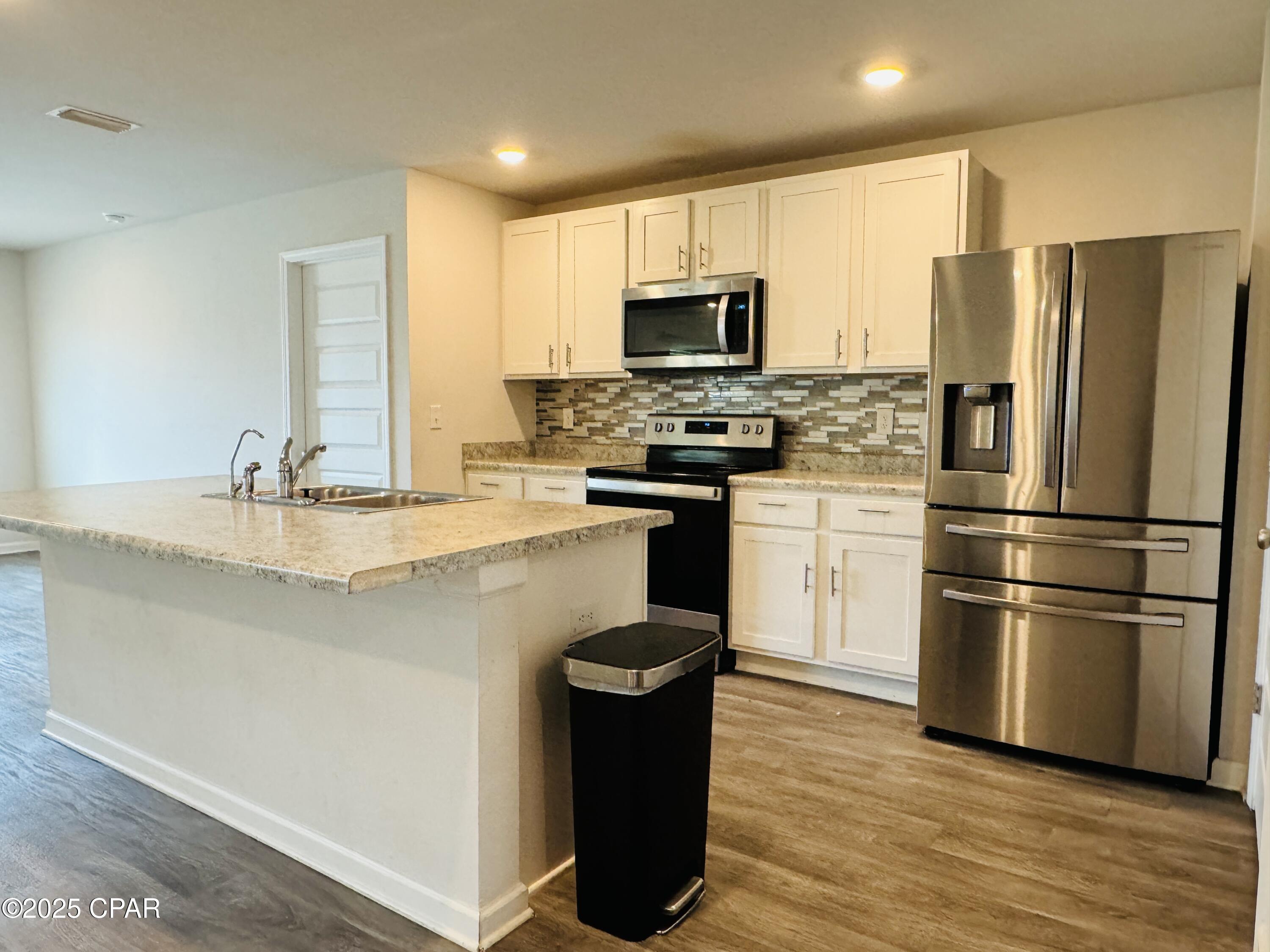 T Ect9d4rxluyzjxywixscrnyr1za3fms9ehbcxg4na