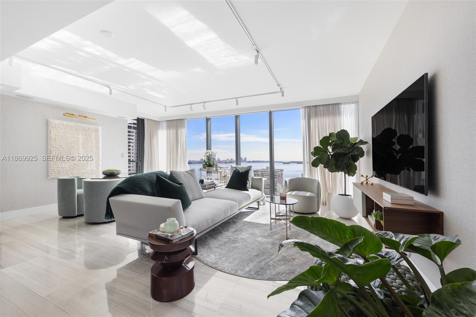 1451 Brickell Ave Unit 1901, Miami, Florida 33131