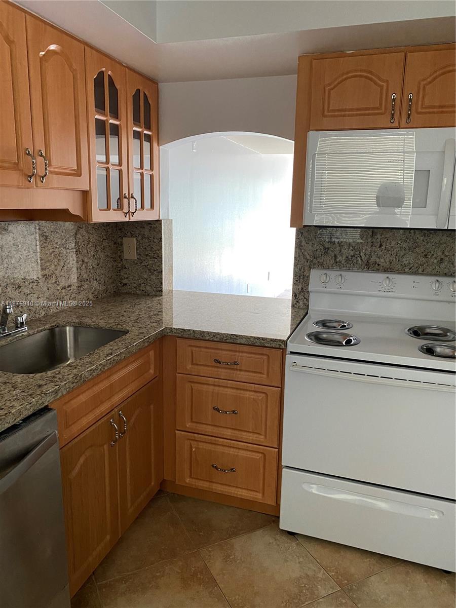 Property photo # 3