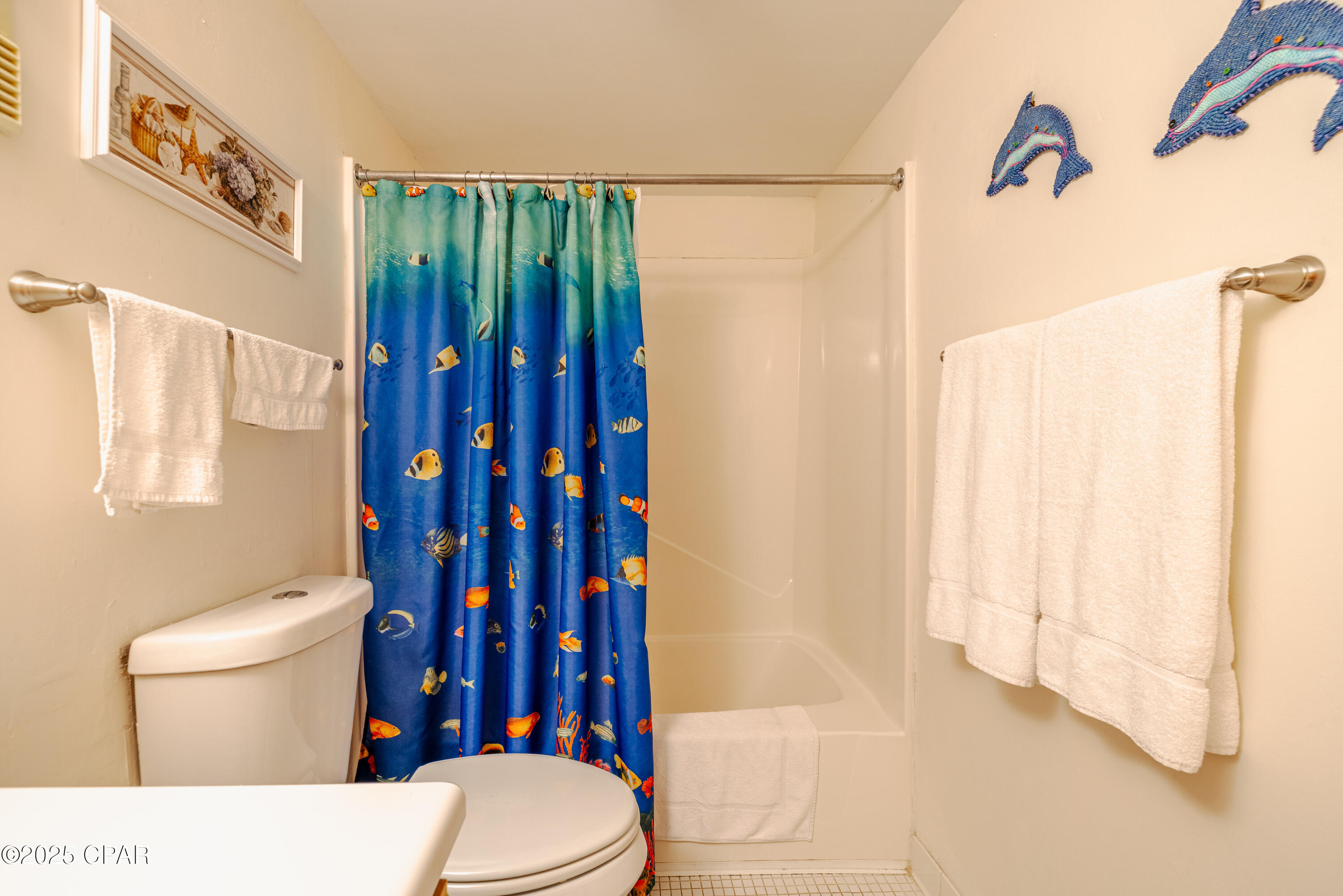 Q_q9ydjv2jragaq3ufdu72ziomywz2l 0yf2xtpcnjo