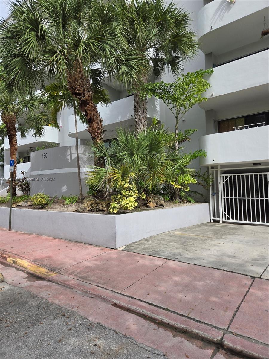 Property photo # 0