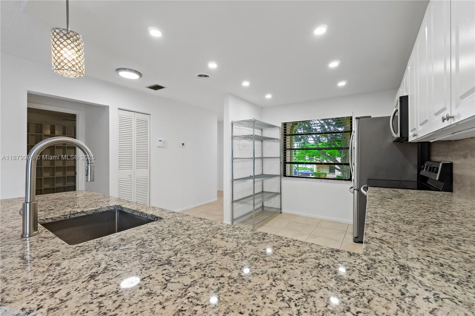 Property photo # 7