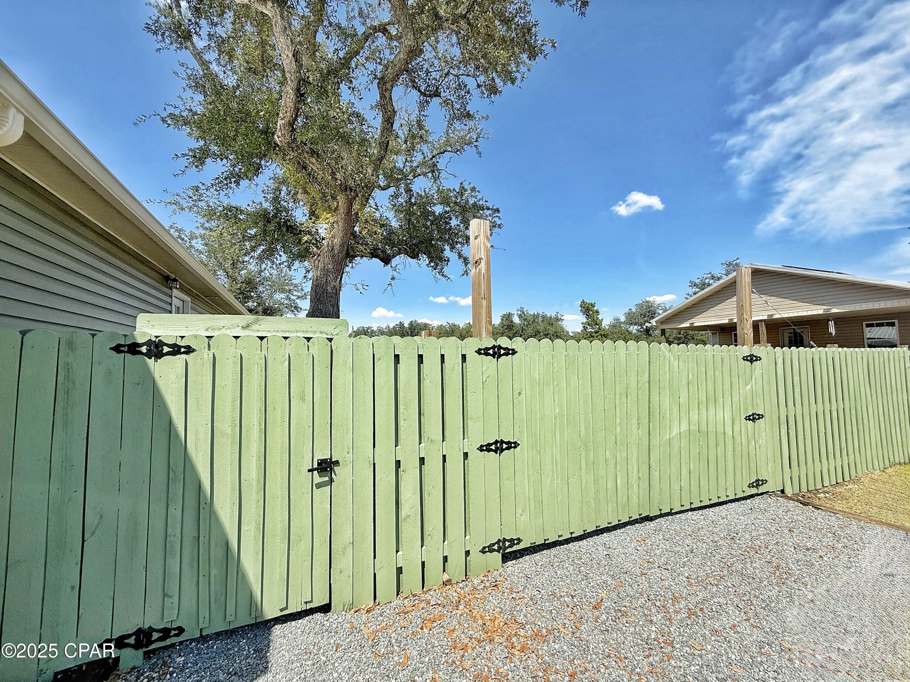 Lmafiab6iif0x3pygiwgg9spd3ohpduy388ndaw_mus