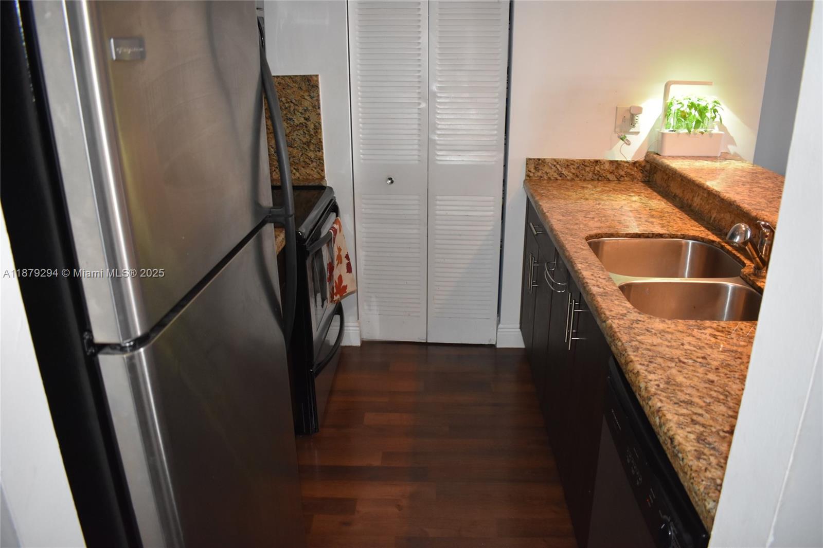 Property photo # 7