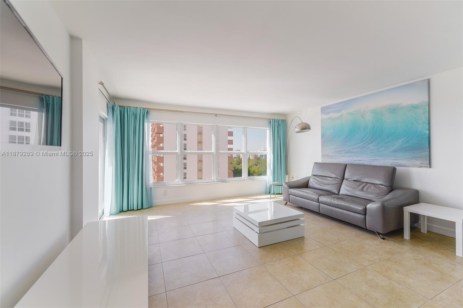Property photo # 6