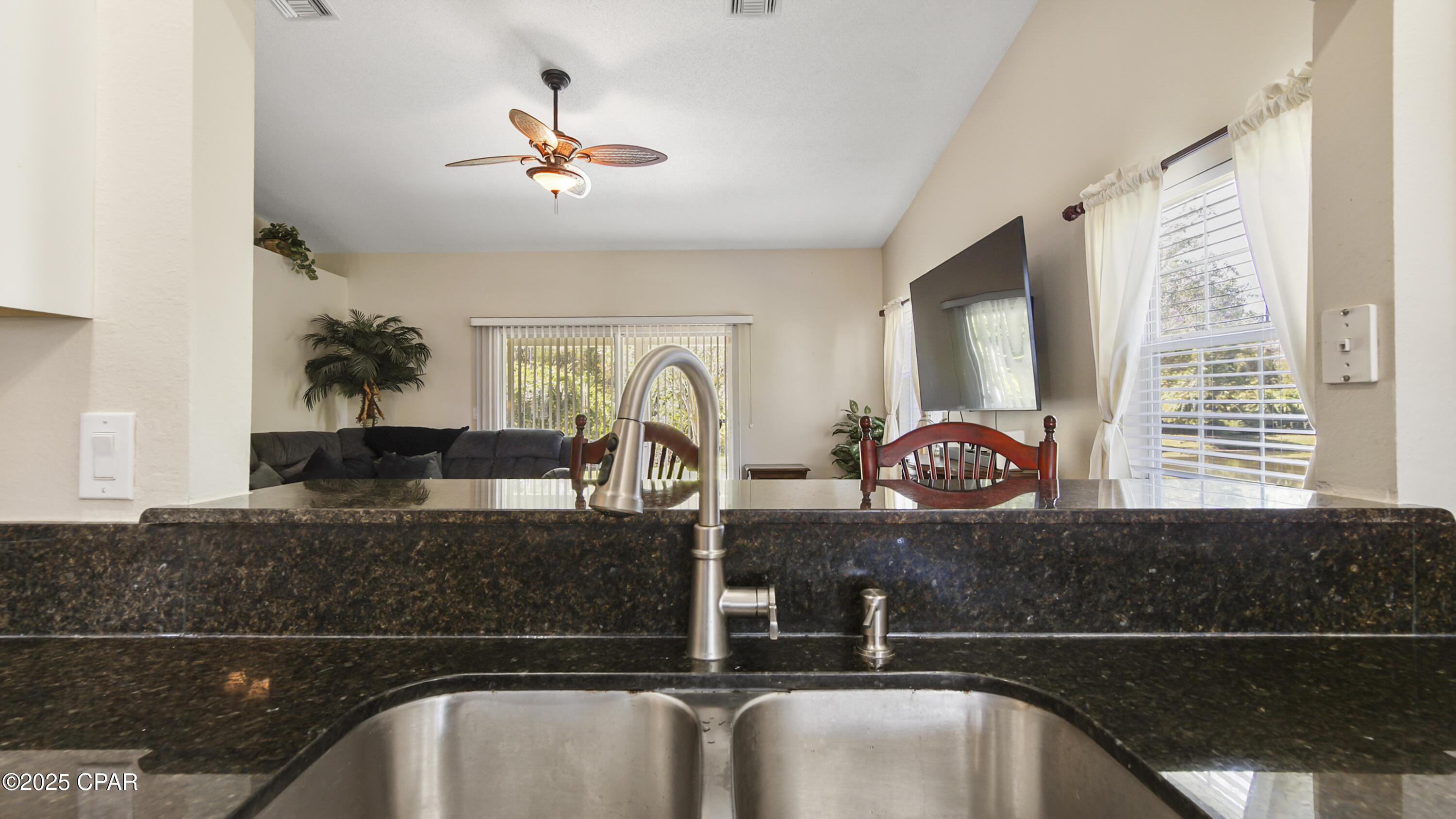 C_ilwfltpi N1jxaxvedtvivc2m70xwex5jljv2qzk4