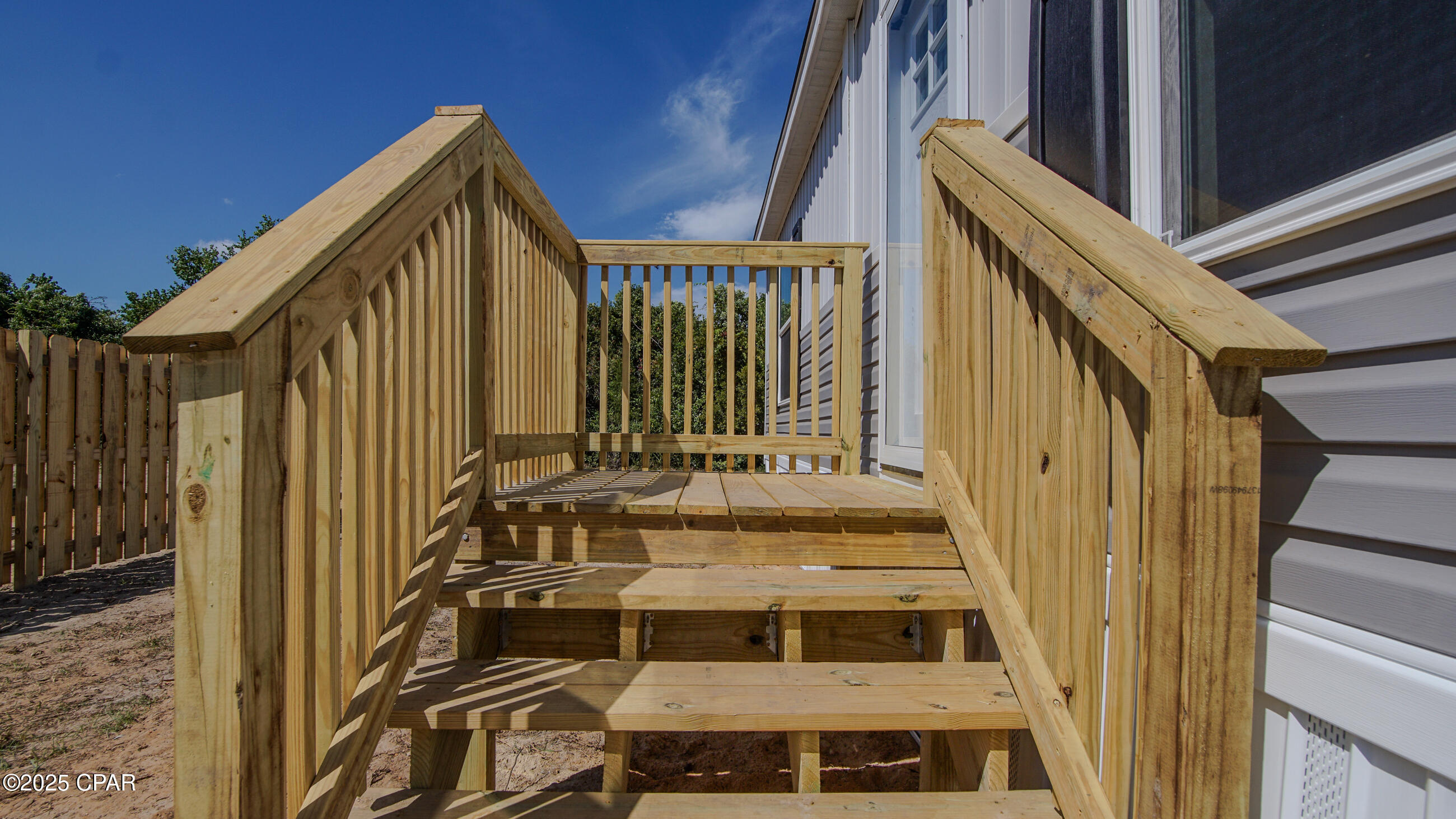 Eqmu53cpl 1o5hnwlzencm8r Dsj5j45eb_vn9gaius