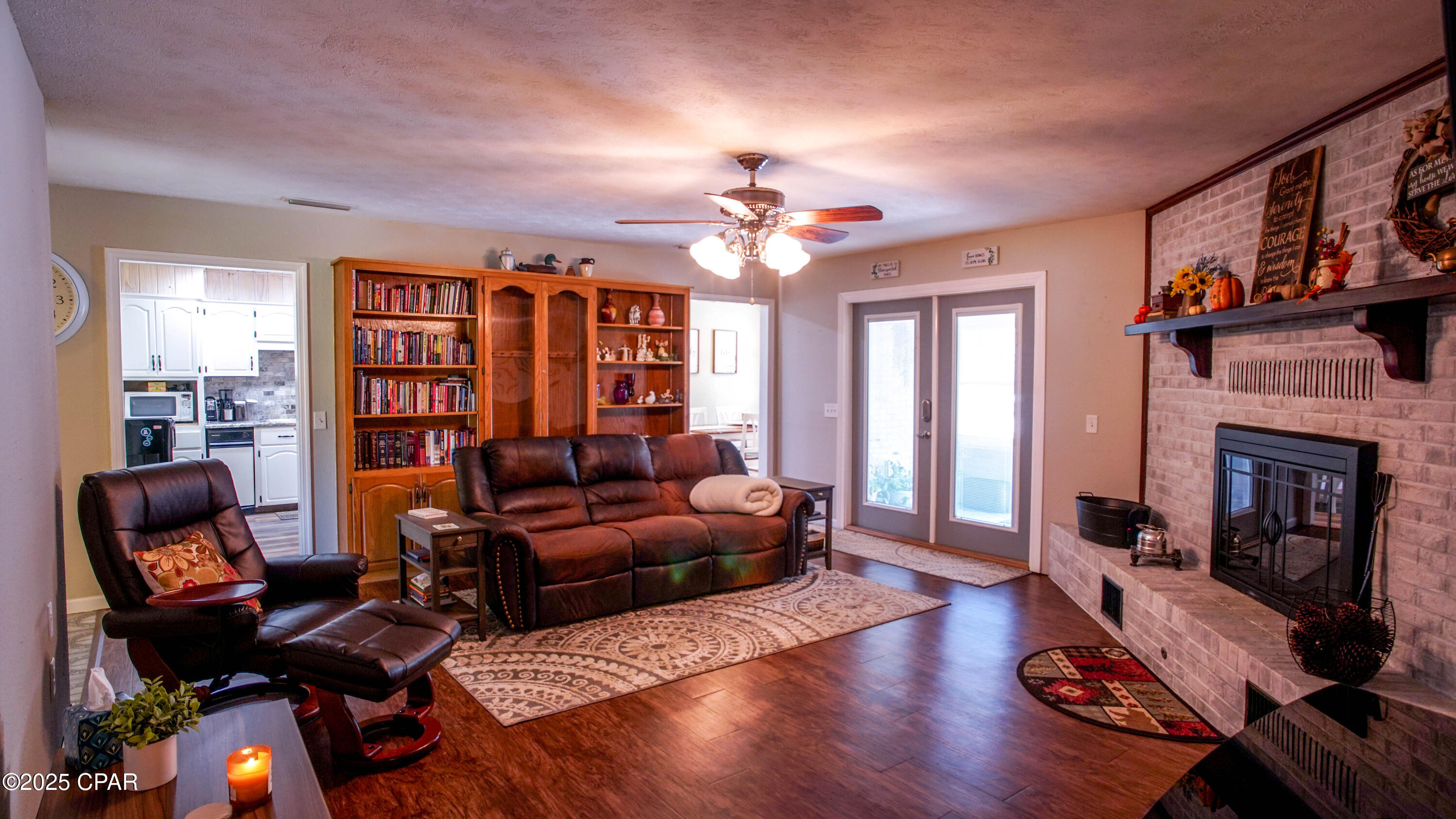 Um_d5knw6yvv Laktmhnvdvml0vt8no5q5tb_1gjcaq