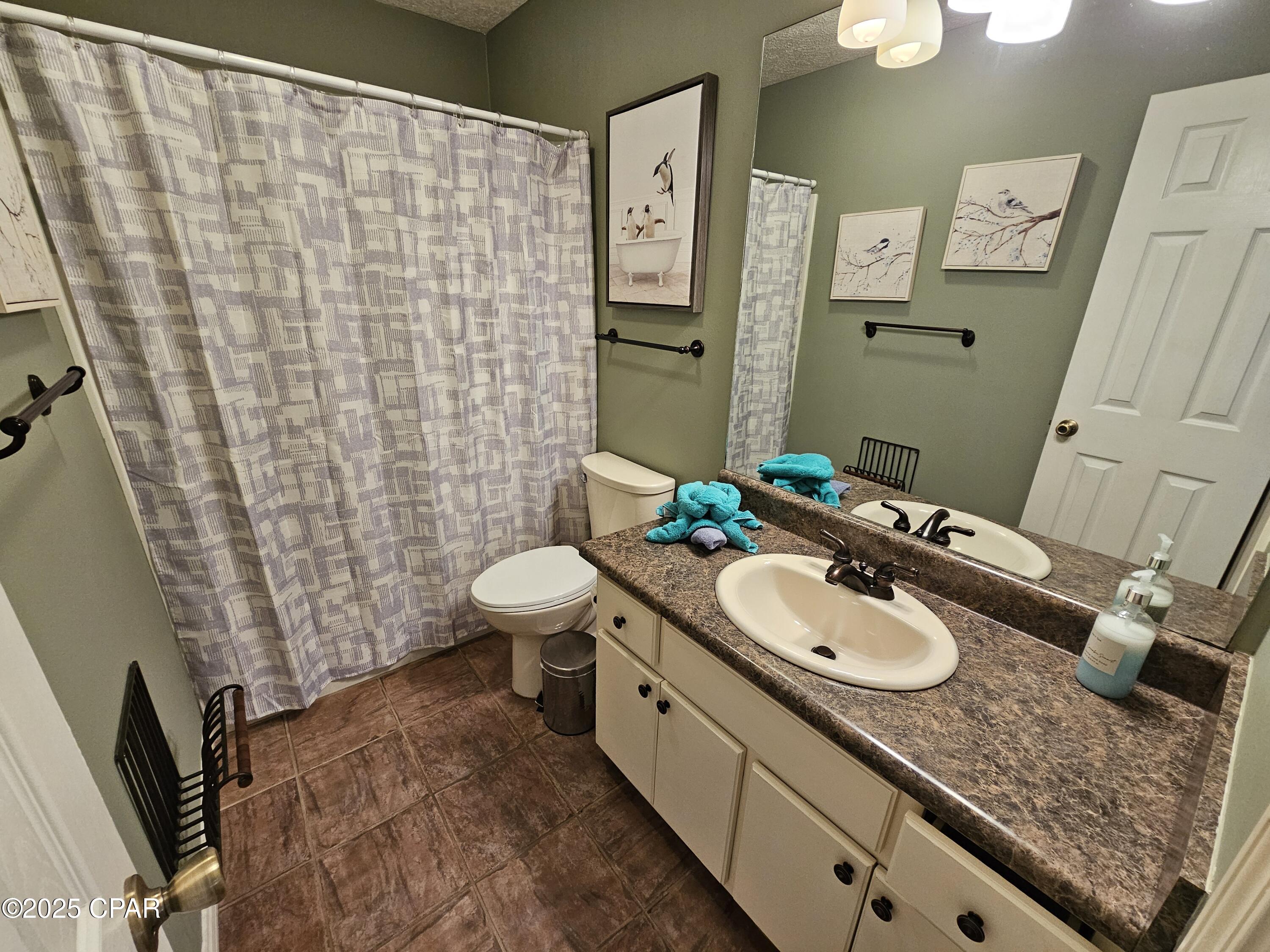 Adm5p1ia6rrgky6wdtjz_zbp701hvjtl3efyrqrnn W