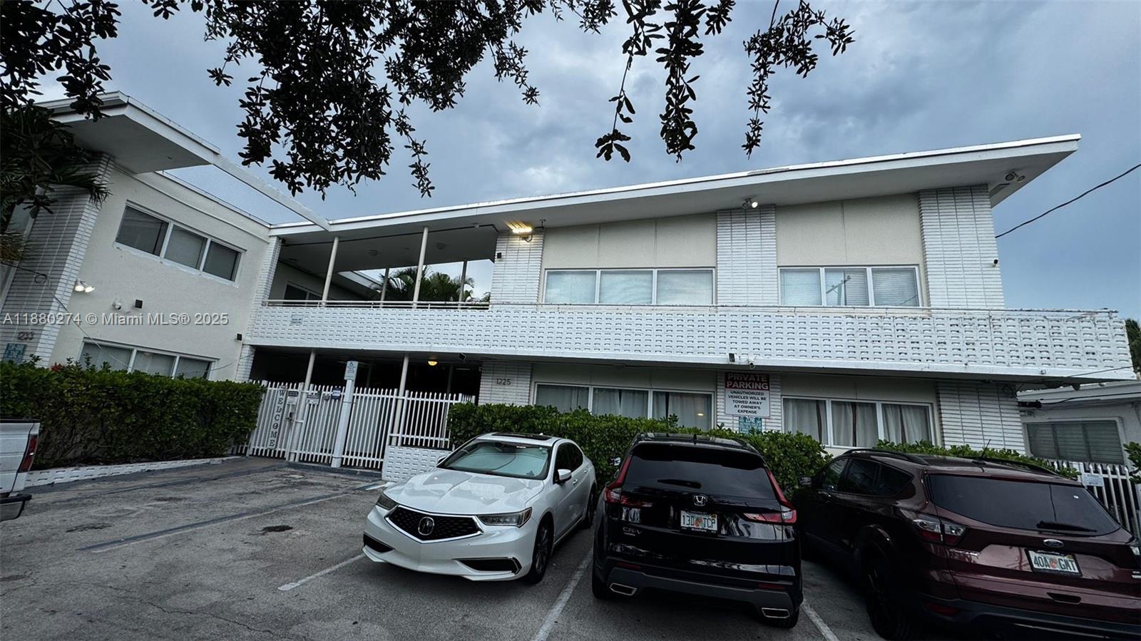 Property photo # 6